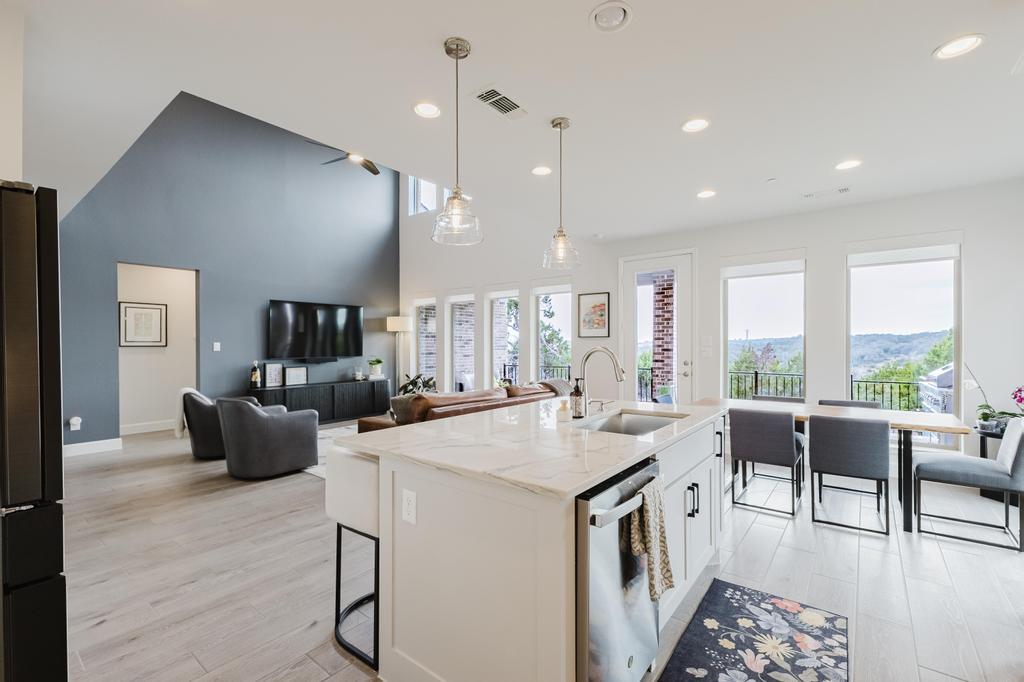 17512 Hattie Trce, Austin, TX 78738