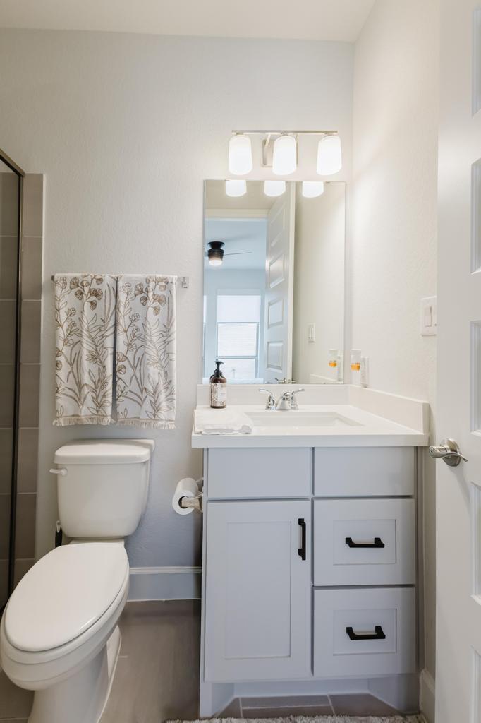 17512 Hattie Trce, Austin, TX 78738