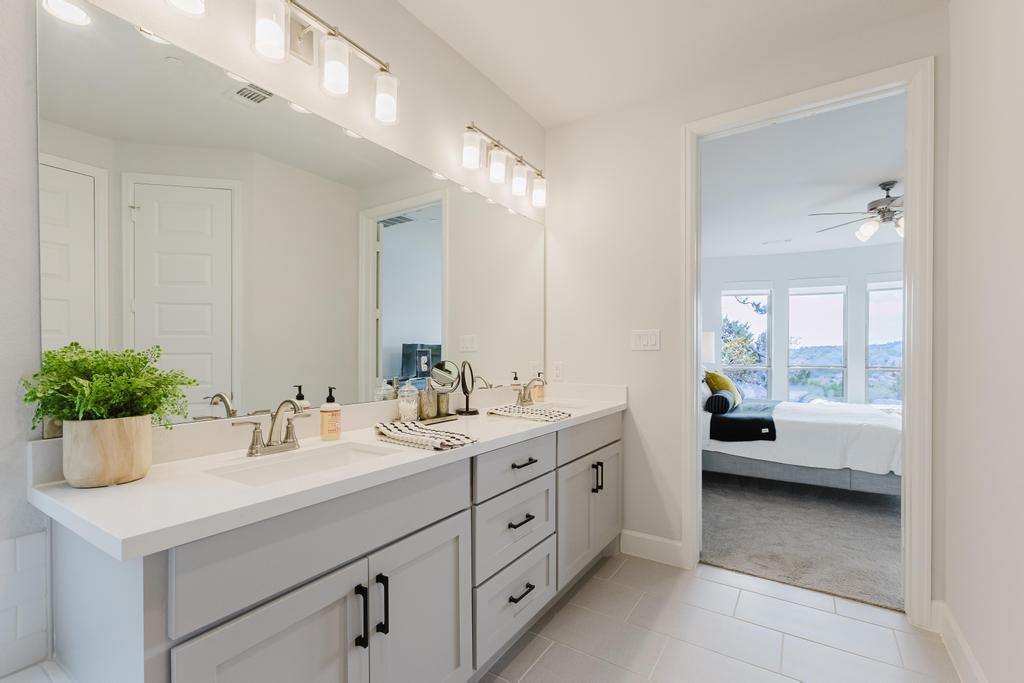 17512 Hattie Trce, Austin, TX 78738