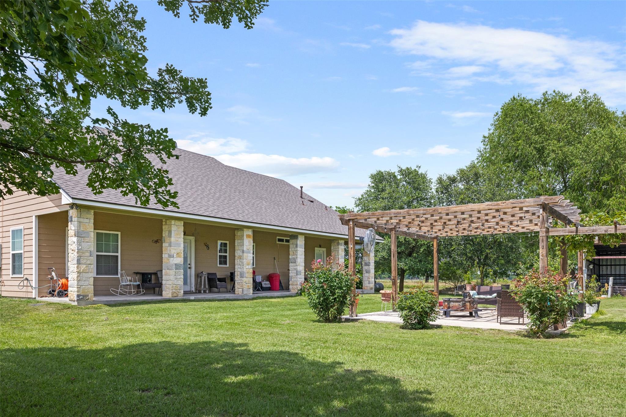 476 LCR 640, Groesbeck, TX 76642