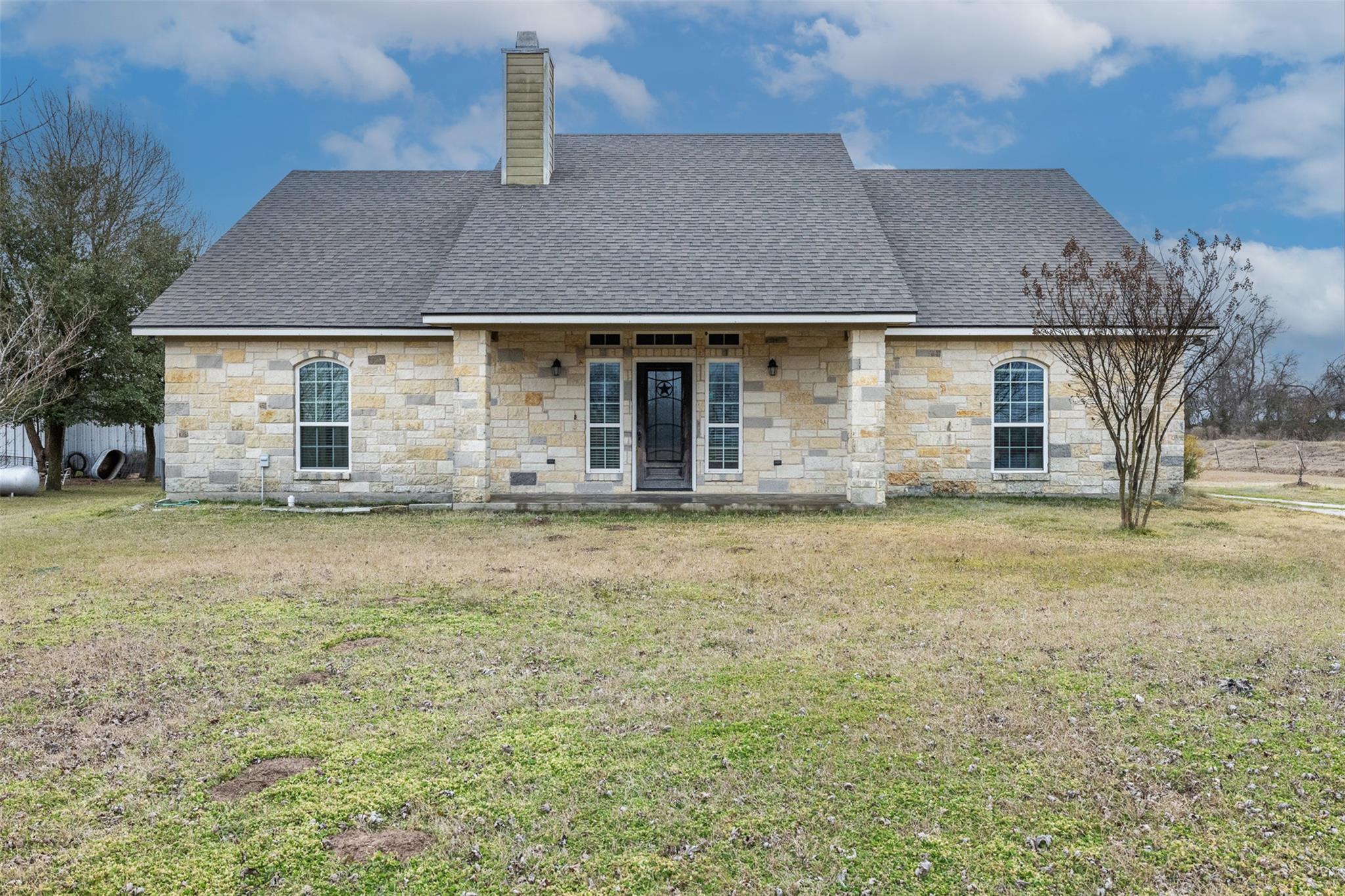 476 LCR 640, Groesbeck, TX 76642