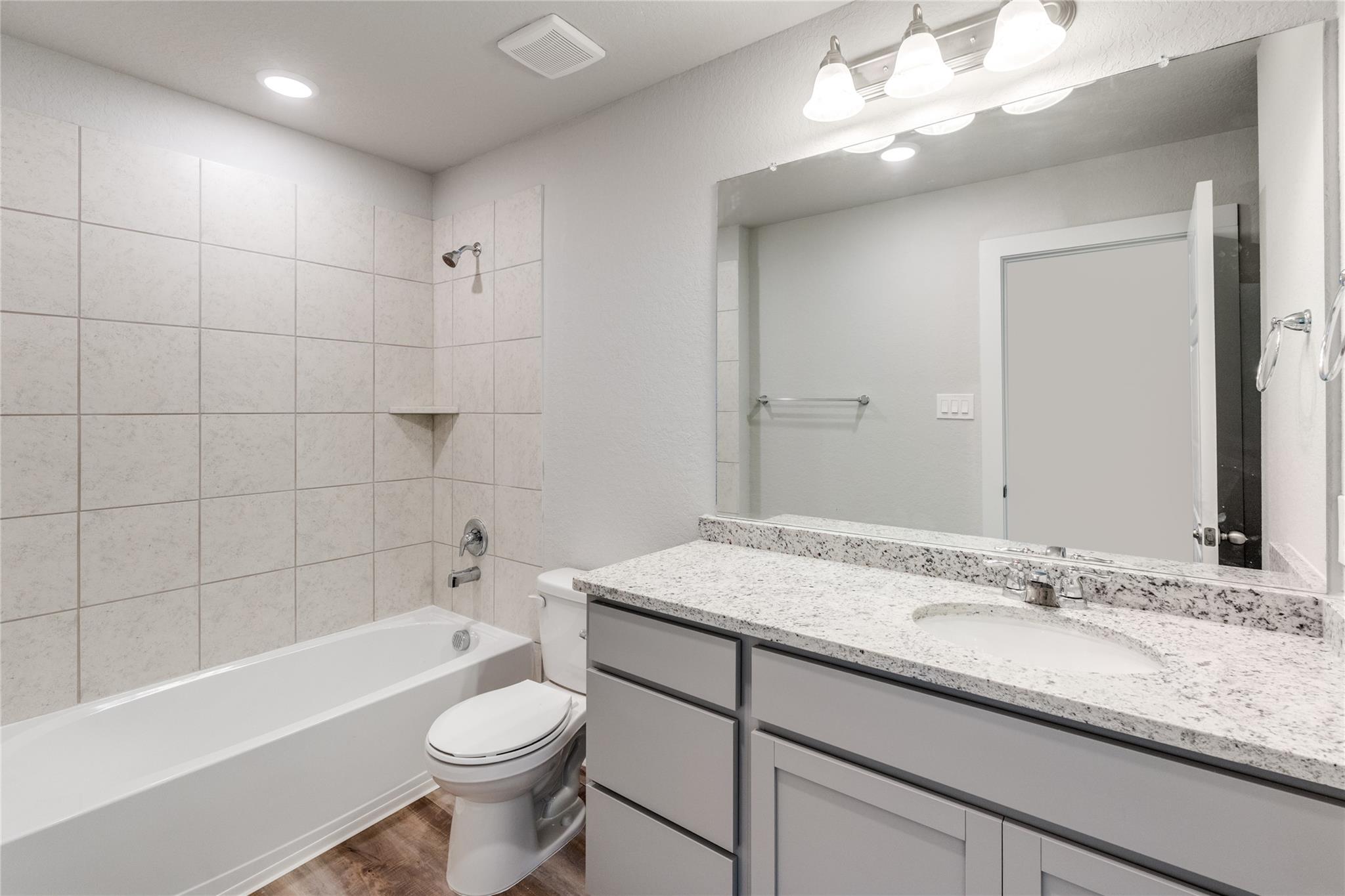 721 Ryan Xing Xing, San Antonio, TX 78253