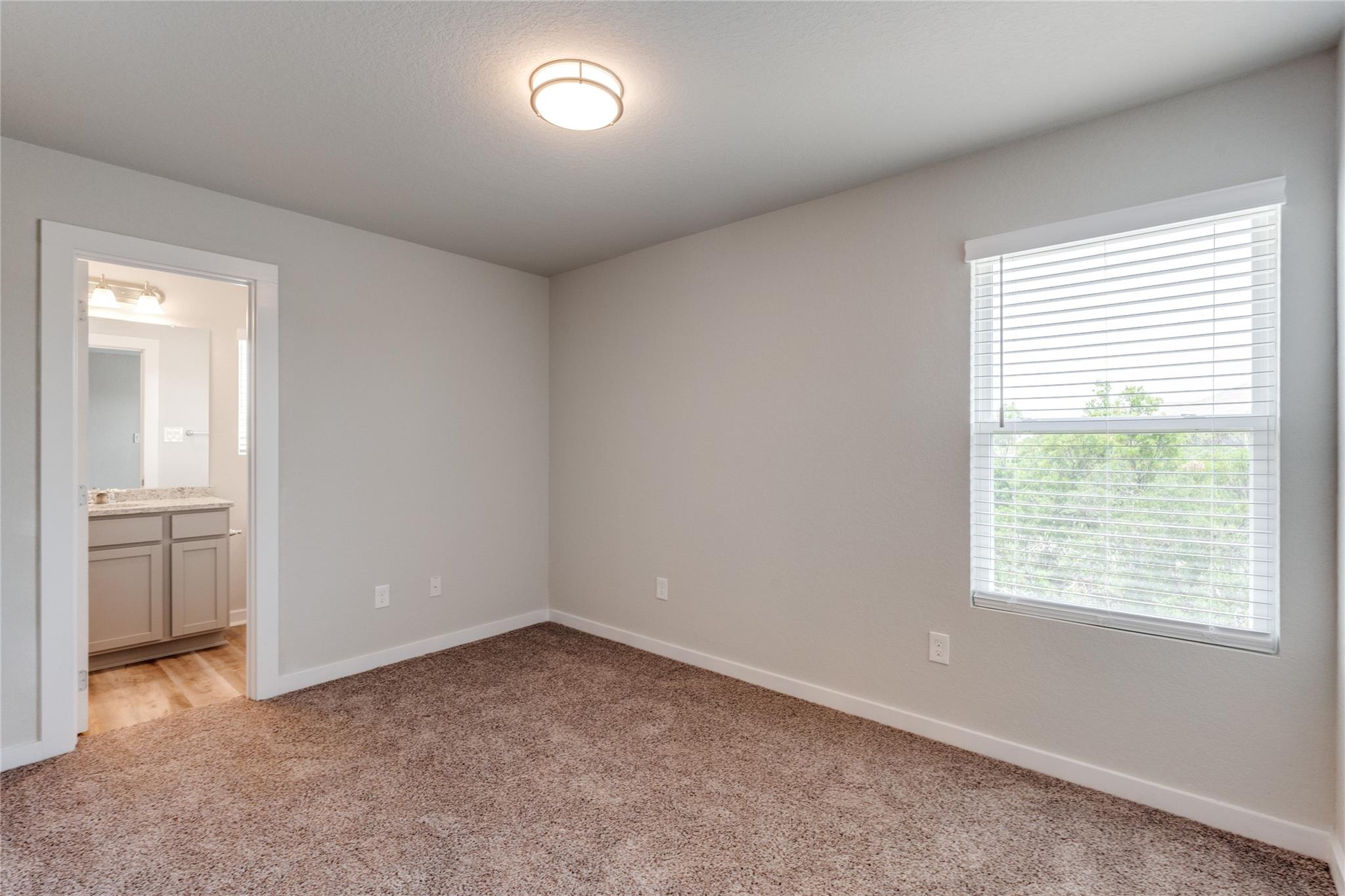 721 Ryan Xing Xing, San Antonio, TX 78253