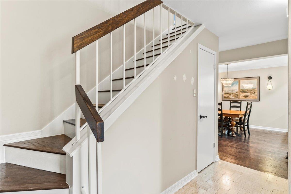 10920 Crown Colony Dr # C, Austin, TX 78747