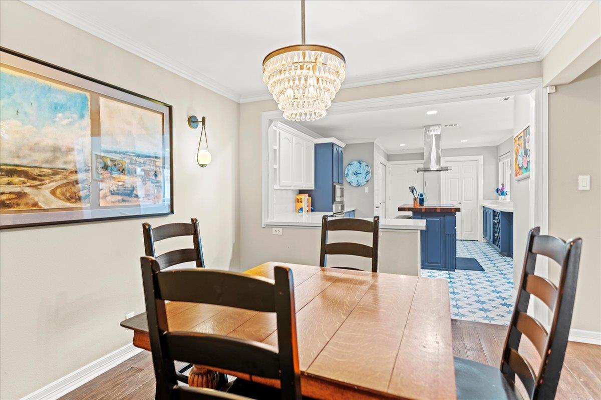 10920 Crown Colony Dr # C, Austin, TX 78747