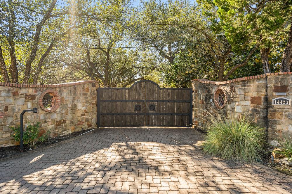 14423 Ridgetop Ter, Austin, TX 78732