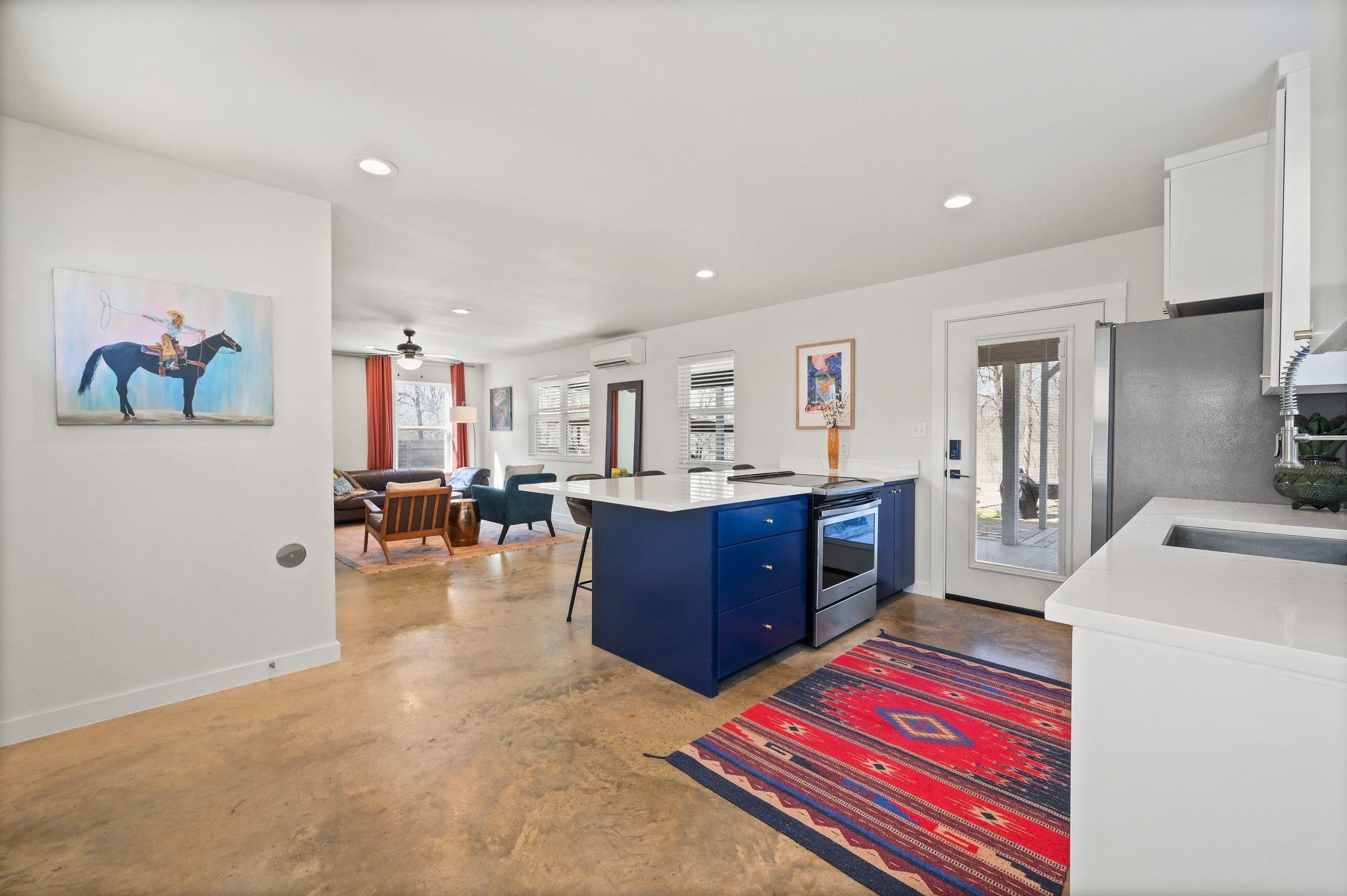 739 Pear St, Lockhart, TX 78644