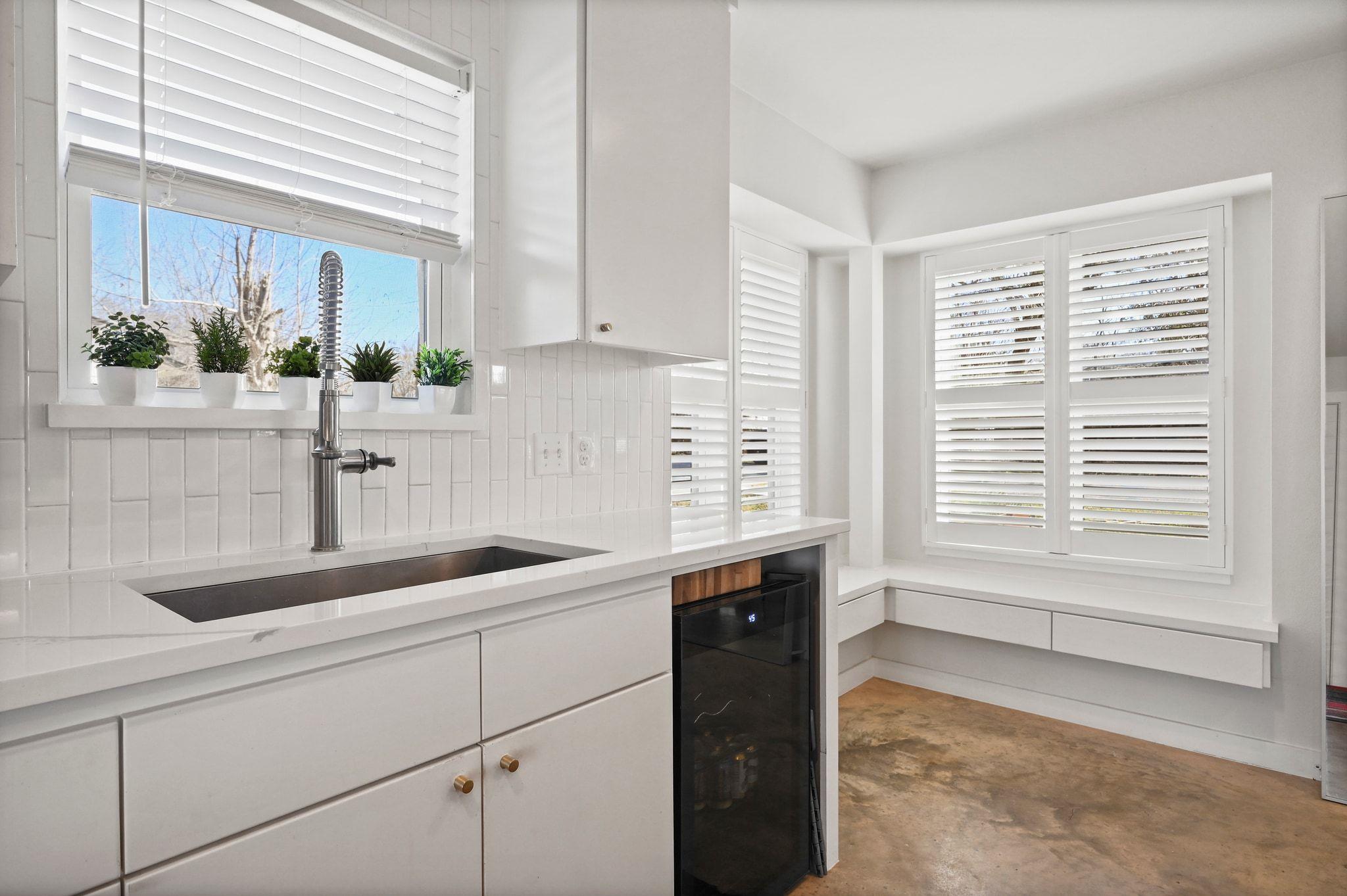 739 Pear St, Lockhart, TX 78644