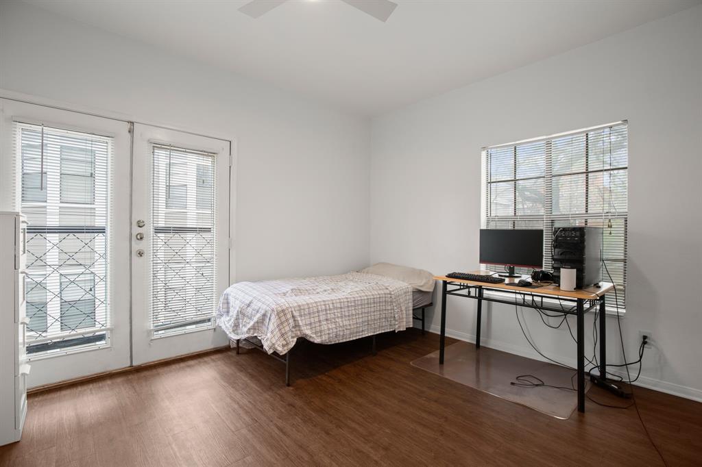 914 W 22nd 1/2 St # 304, Austin, TX 78705