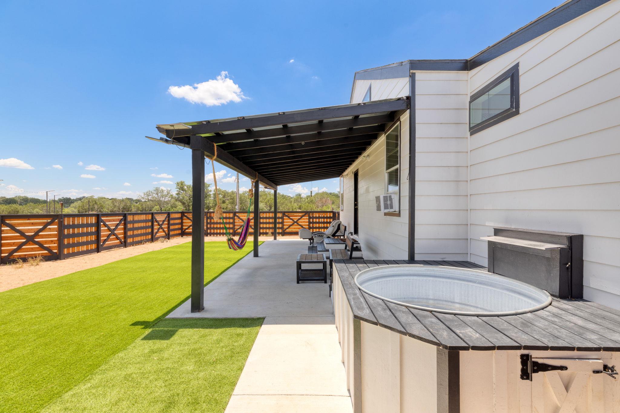 1534 Pasture Springs Rd, Harper, TX 78631