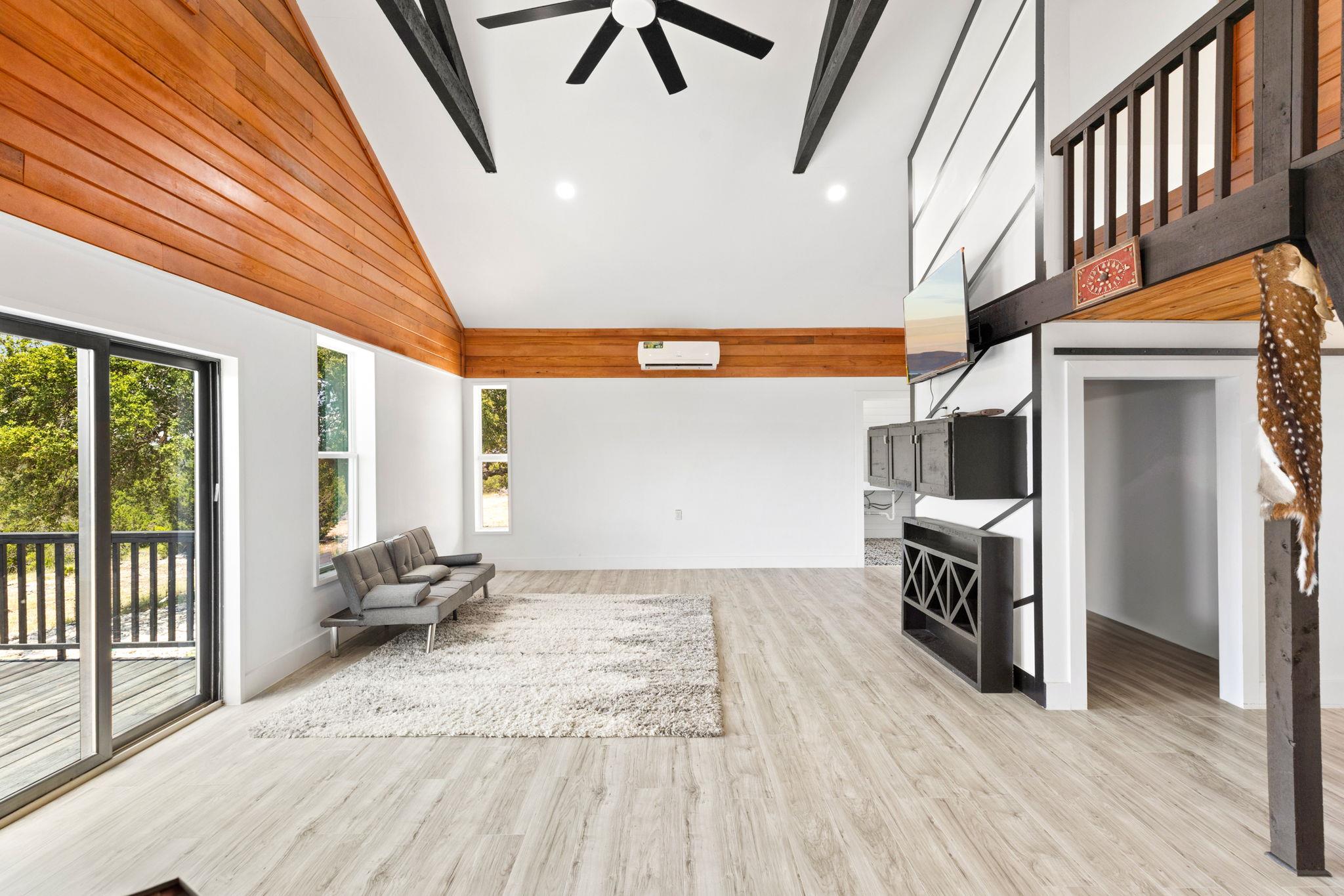 1534 Pasture Springs Rd, Harper, TX 78631