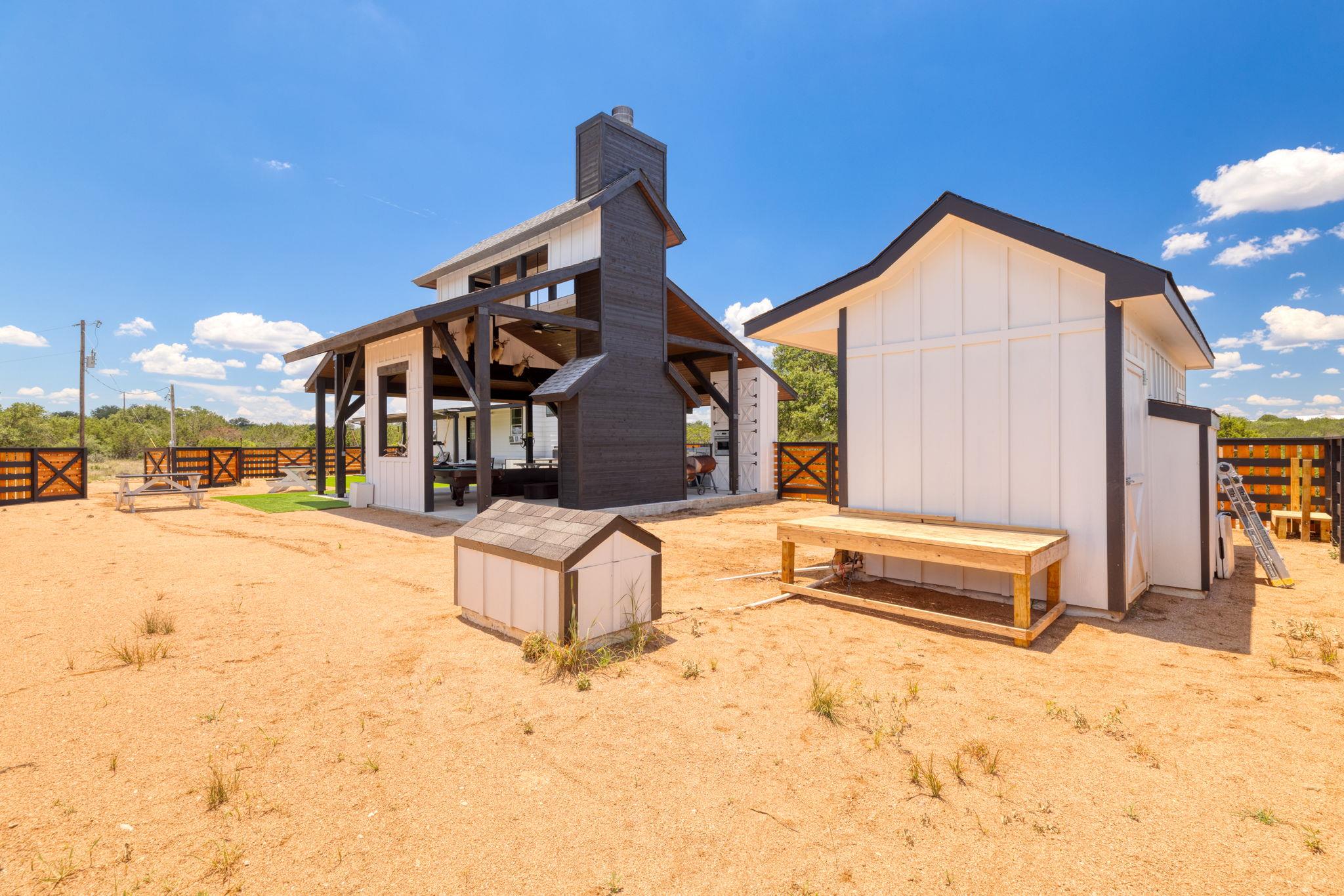 1534 Pasture Springs Rd, Harper, TX 78631