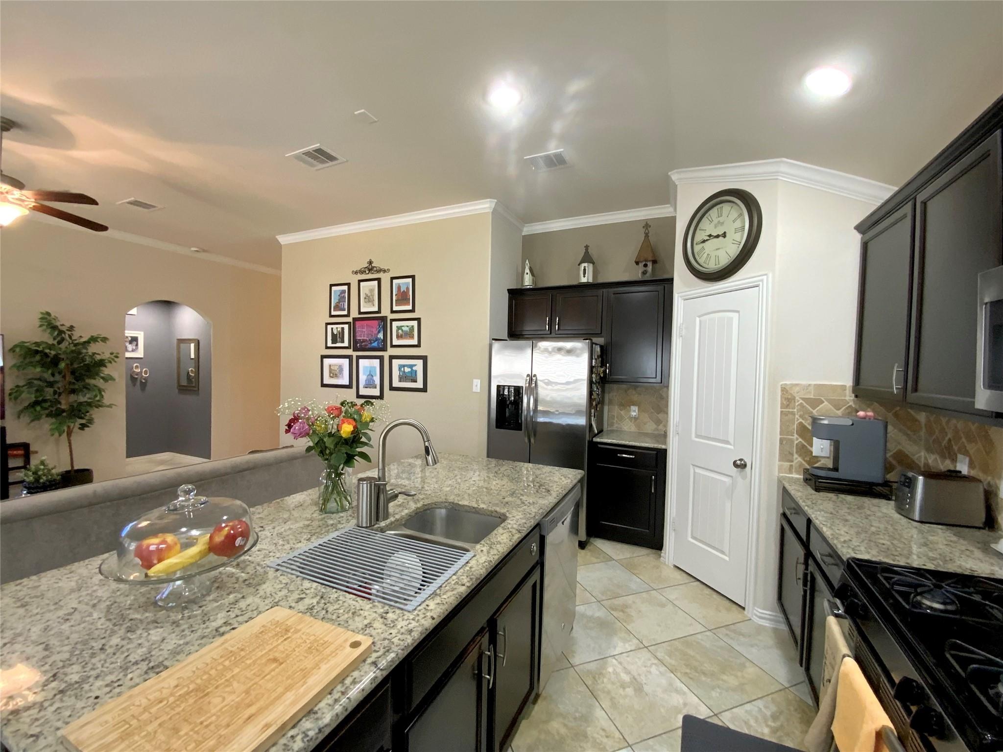 4536 Chestnut Meadows Bnd, Georgetown, TX 78626