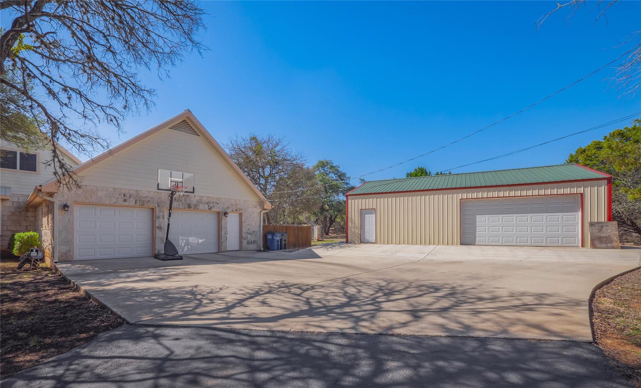 2910 Paso Del Robles, San Marcos, TX 78666