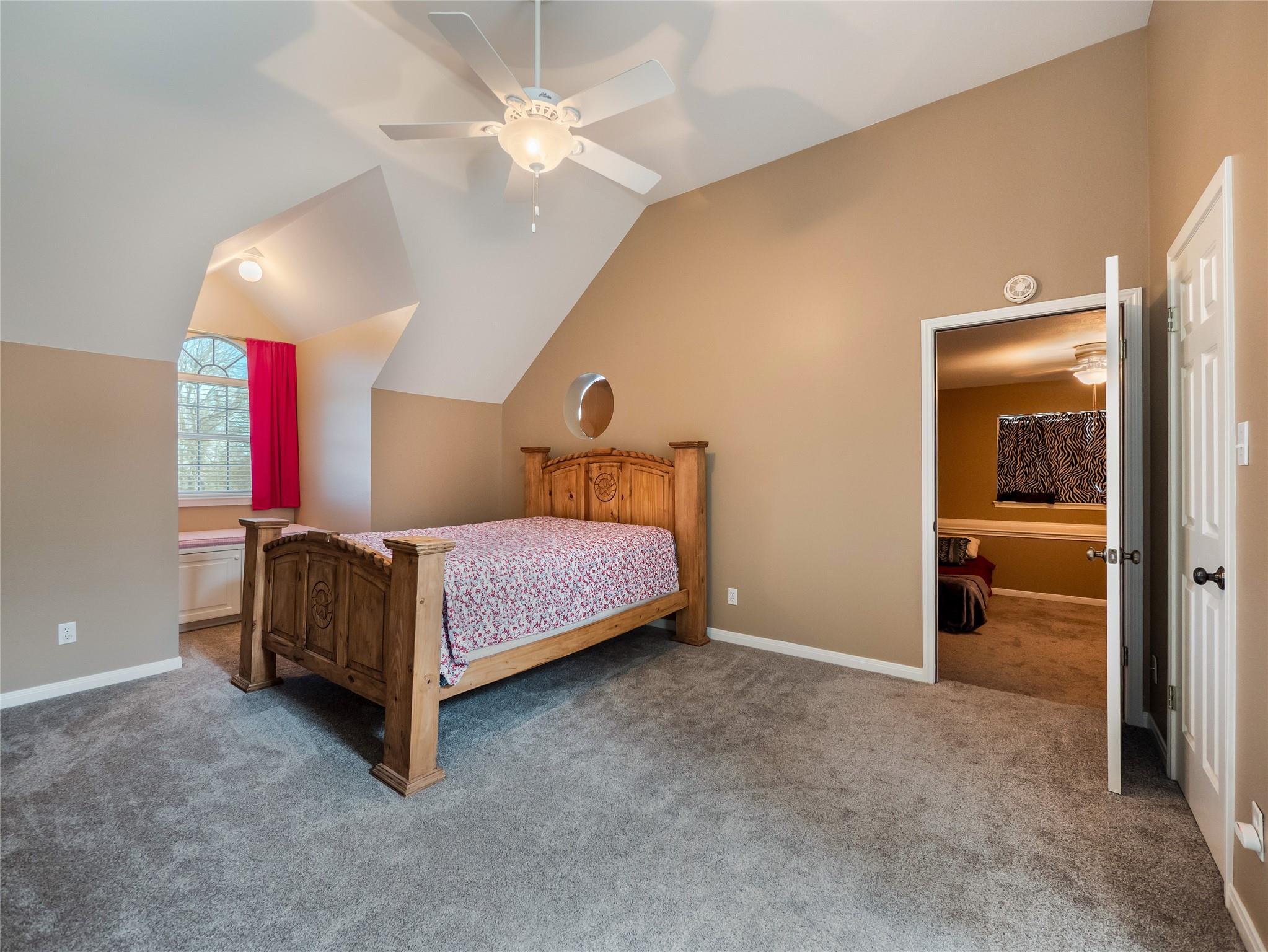 2910 Paso Del Robles, San Marcos, TX 78666