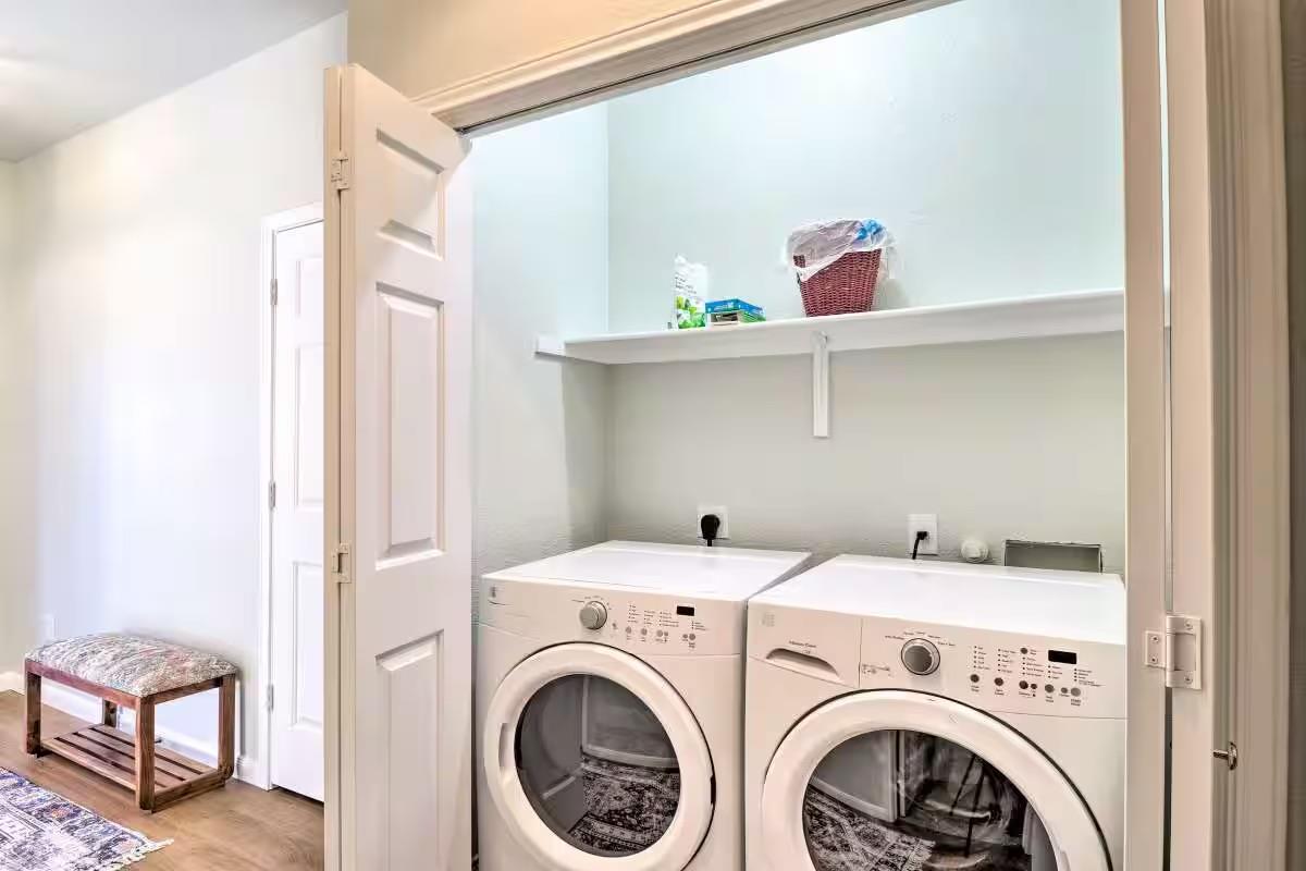 1404 E 3rd St, Georgetown, TX 78626