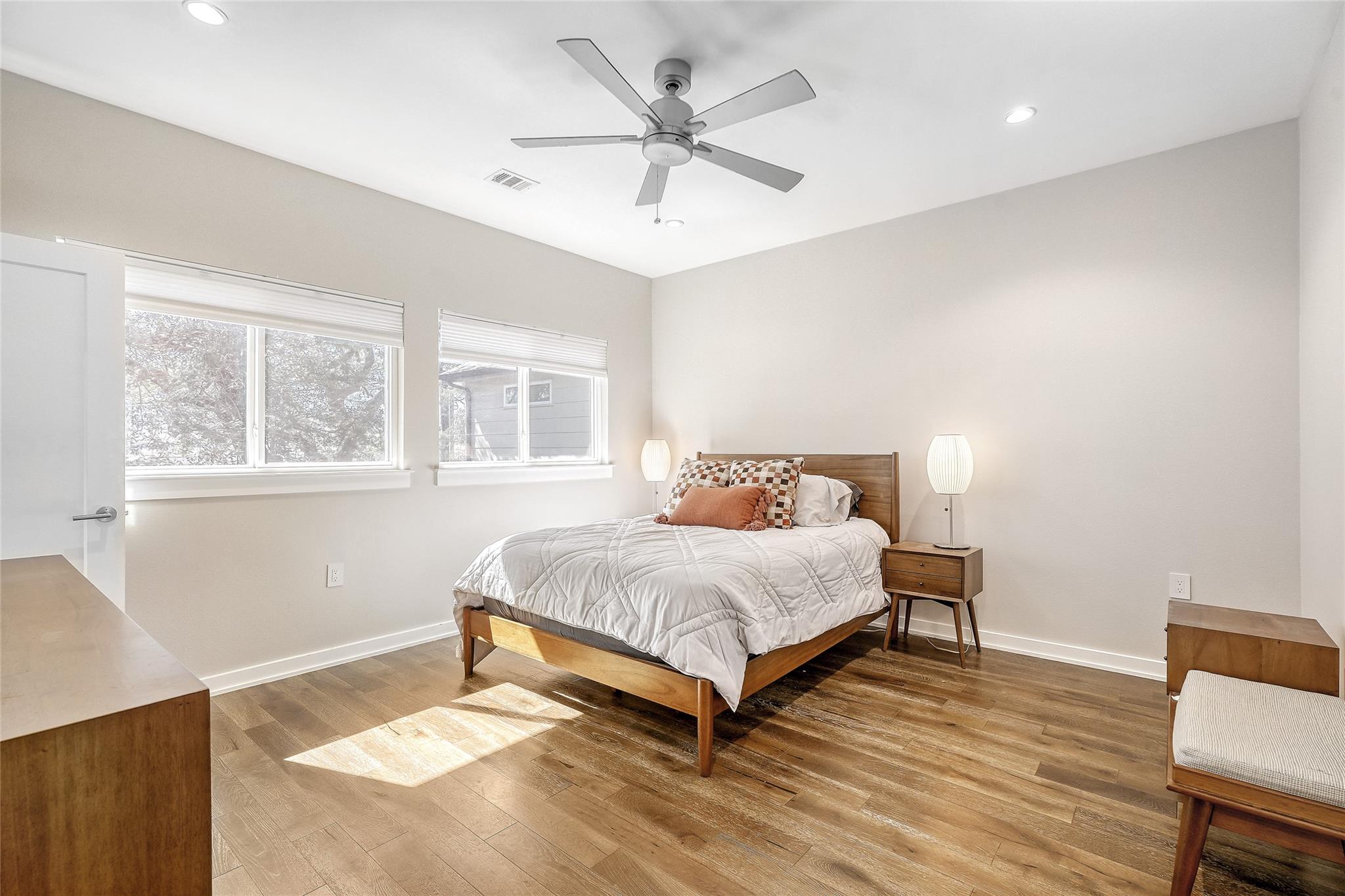 6800 Menchaca Rd # 5, Austin, TX 78745