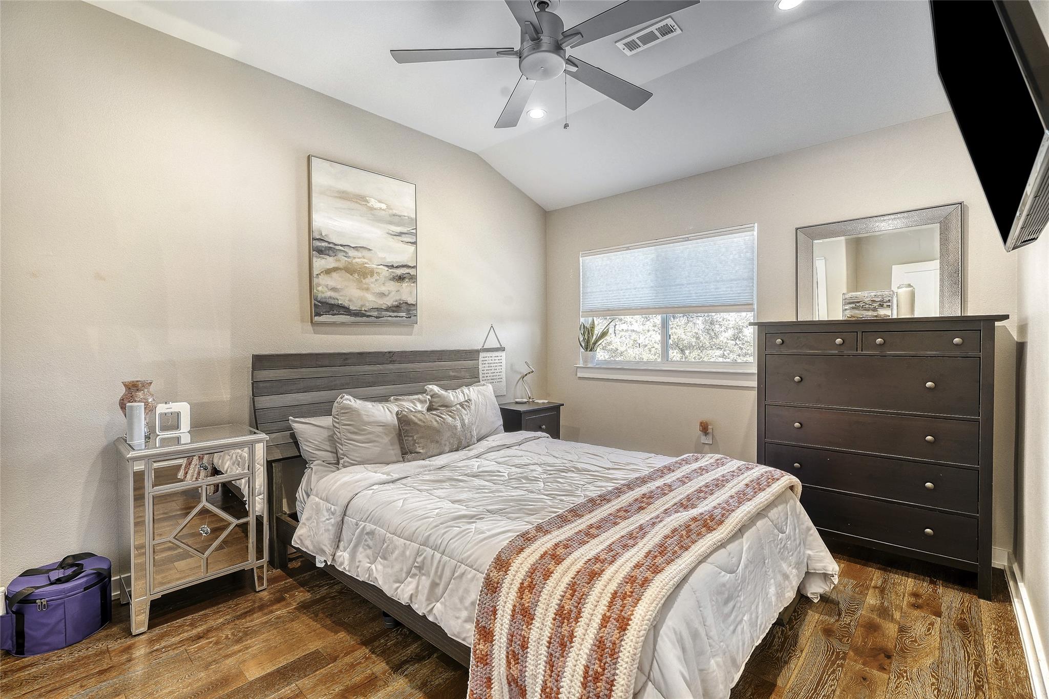 6800 Menchaca Rd # 5, Austin, TX 78745