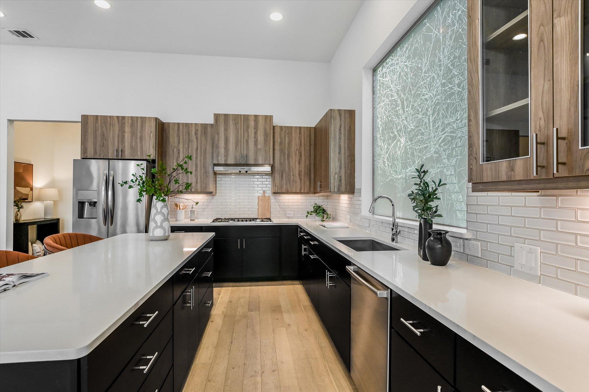 6121 Florencia Ln, Austin, TX 78724