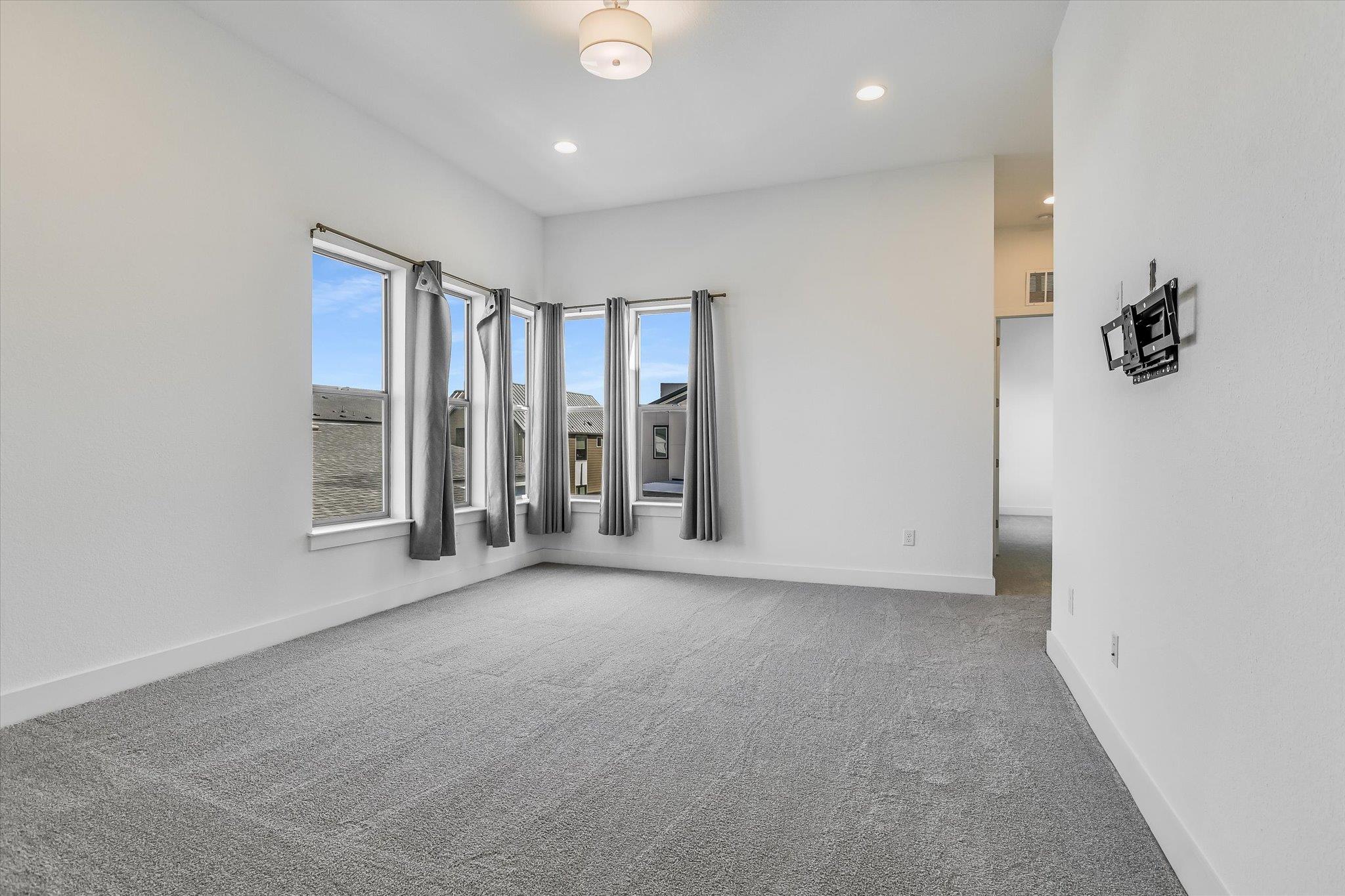 6121 Florencia Ln, Austin, TX 78724