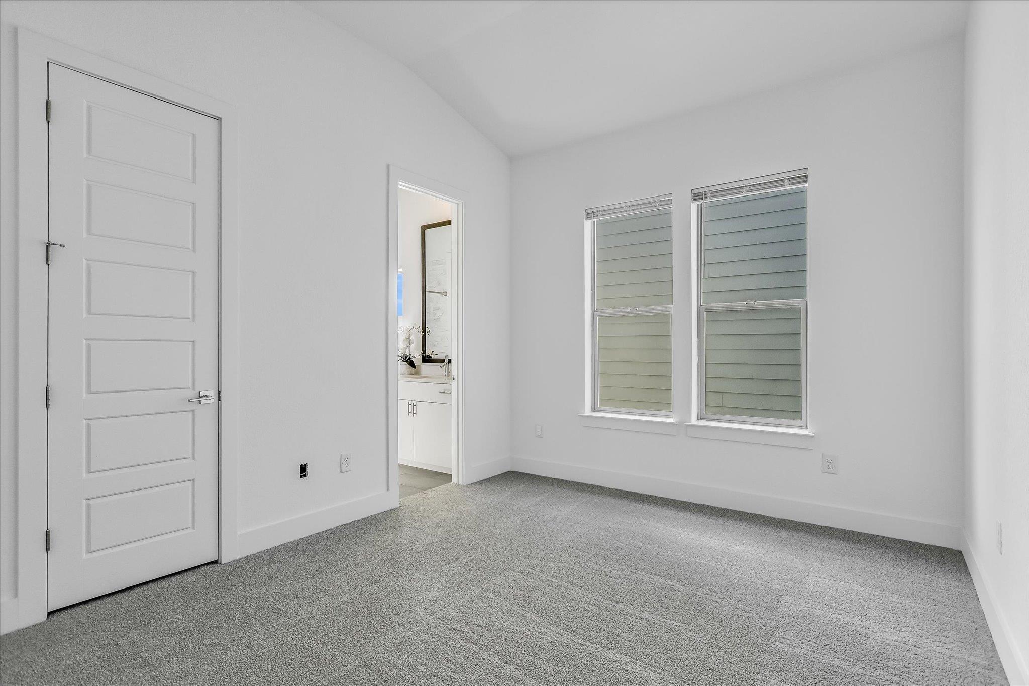 6121 Florencia Ln, Austin, TX 78724