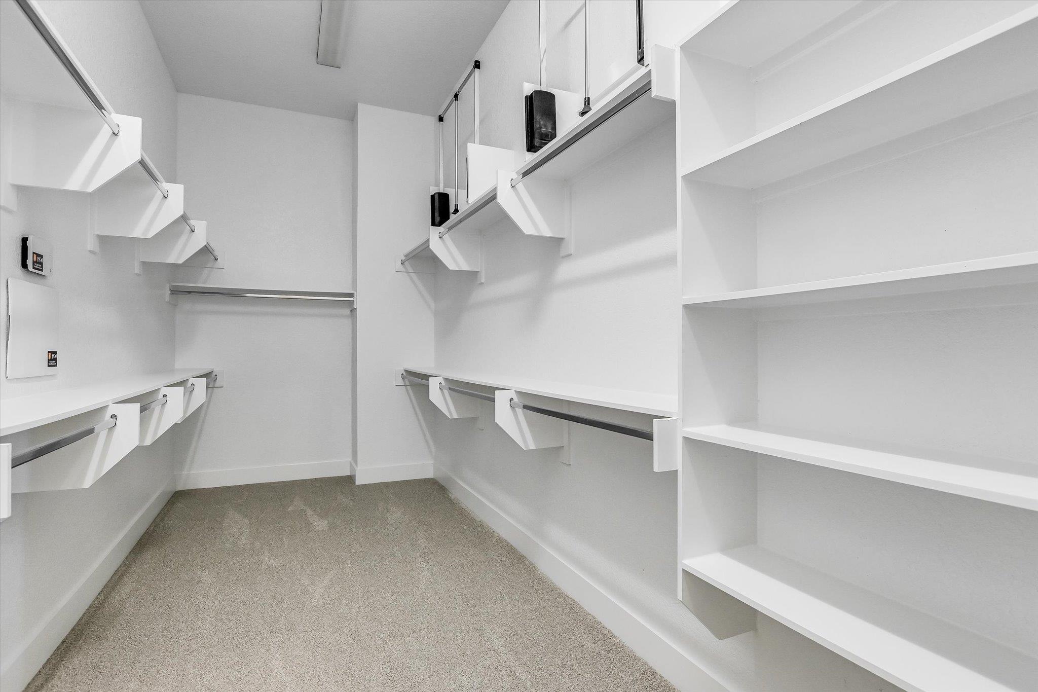 6121 Florencia Ln, Austin, TX 78724