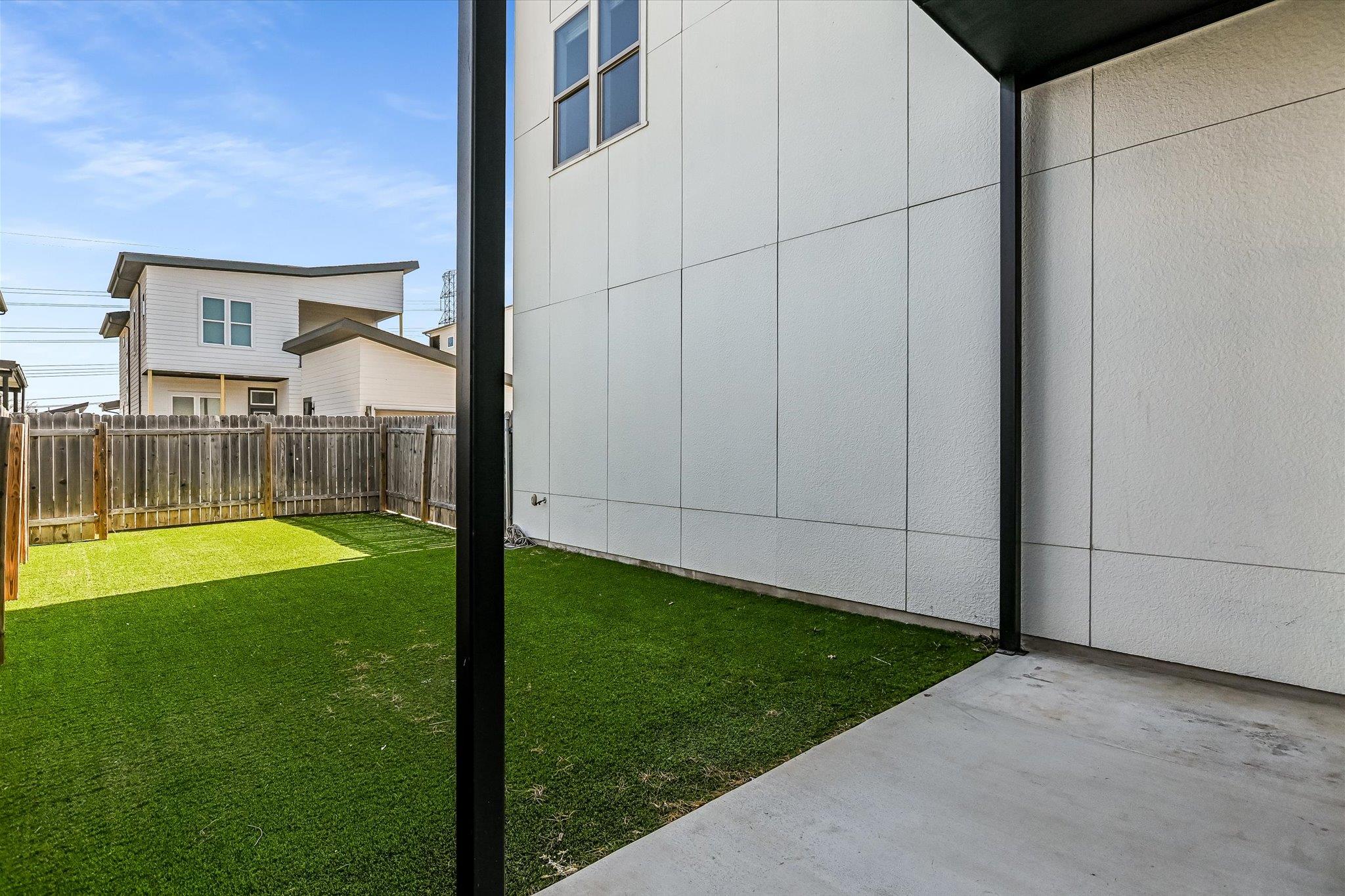 6121 Florencia Ln, Austin, TX 78724