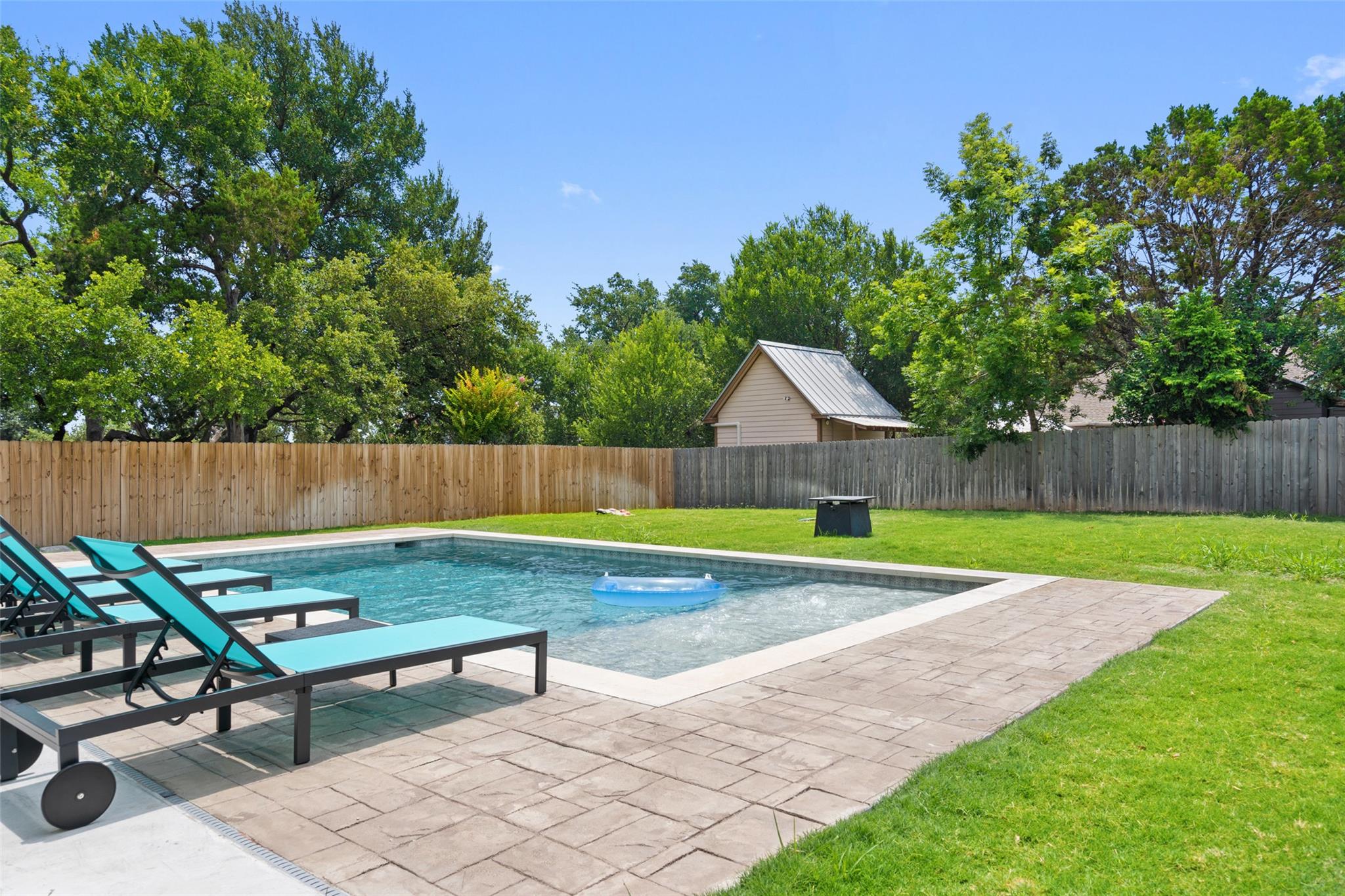 2211 White Dove Pass, Austin, TX 78734