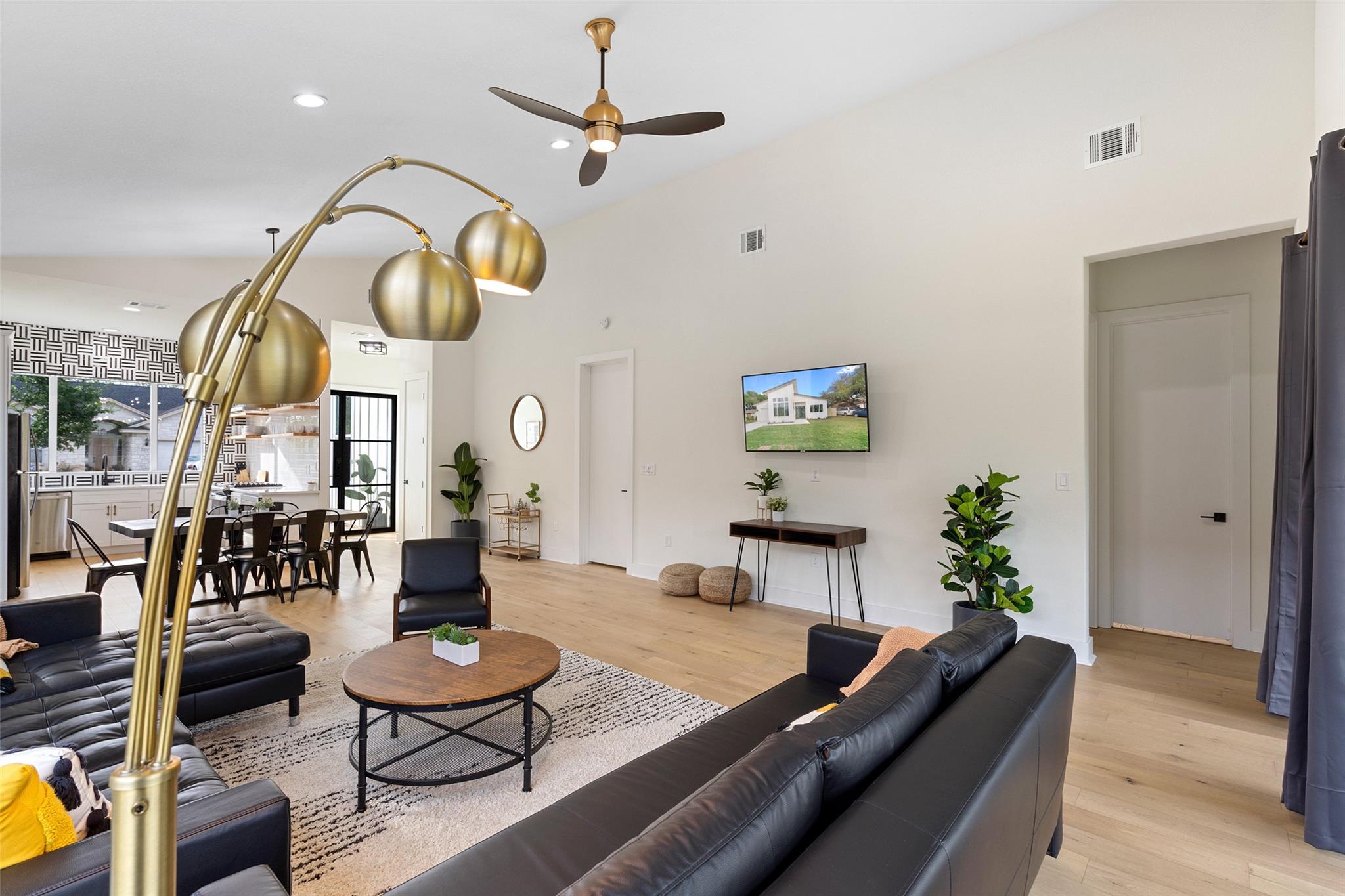 2211 White Dove Pass, Austin, TX 78734