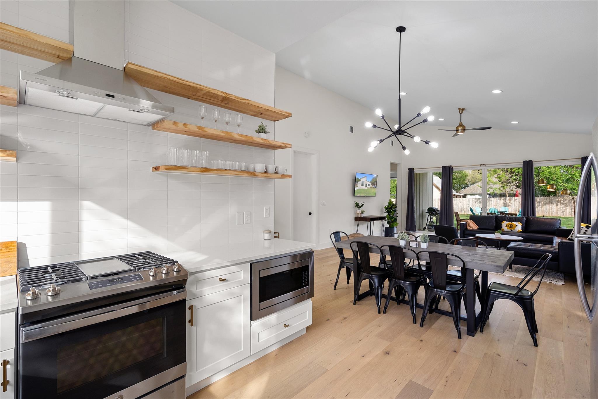 2211 White Dove Pass, Austin, TX 78734