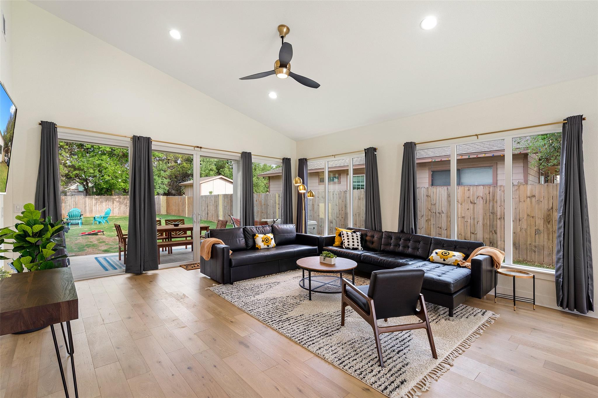 2211 White Dove Pass, Austin, TX 78734