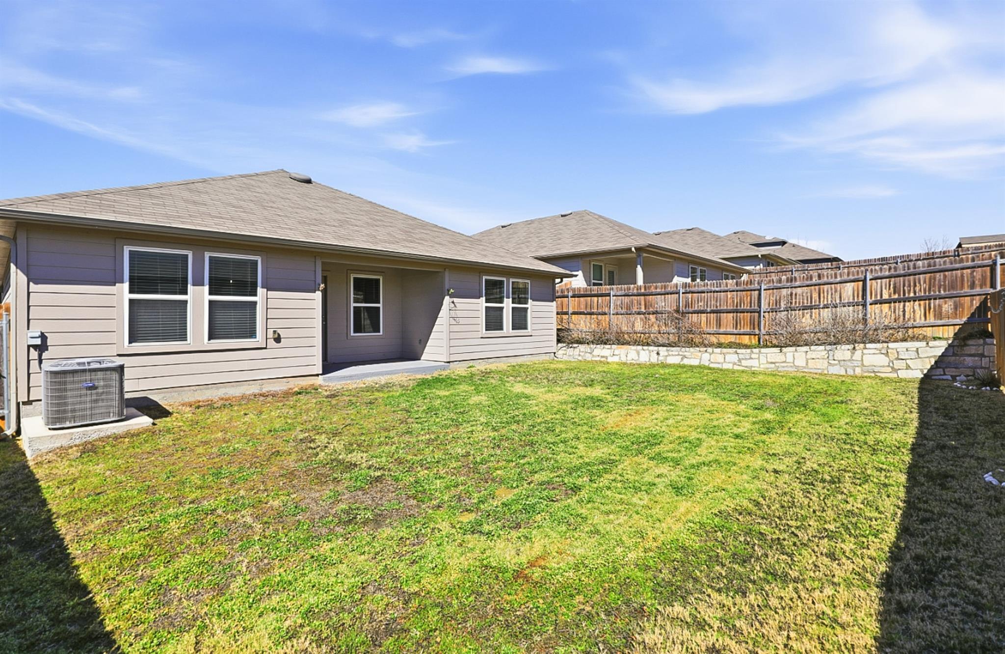 6005 Shanjia Dr, Austin, TX 78724