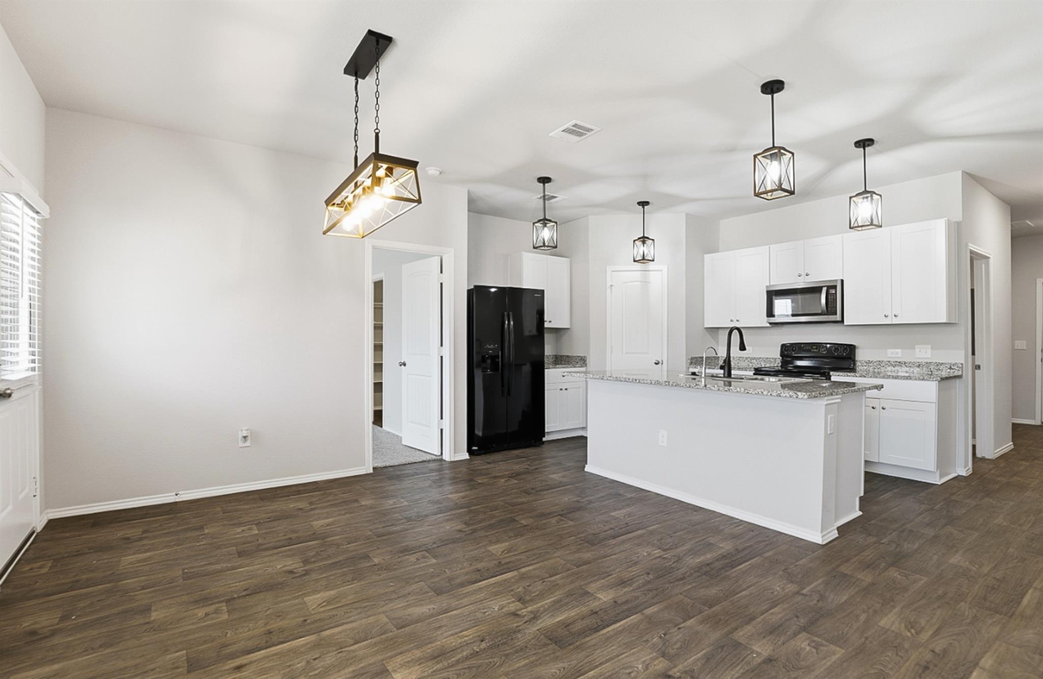 6005 Shanjia Dr, Austin, TX 78724