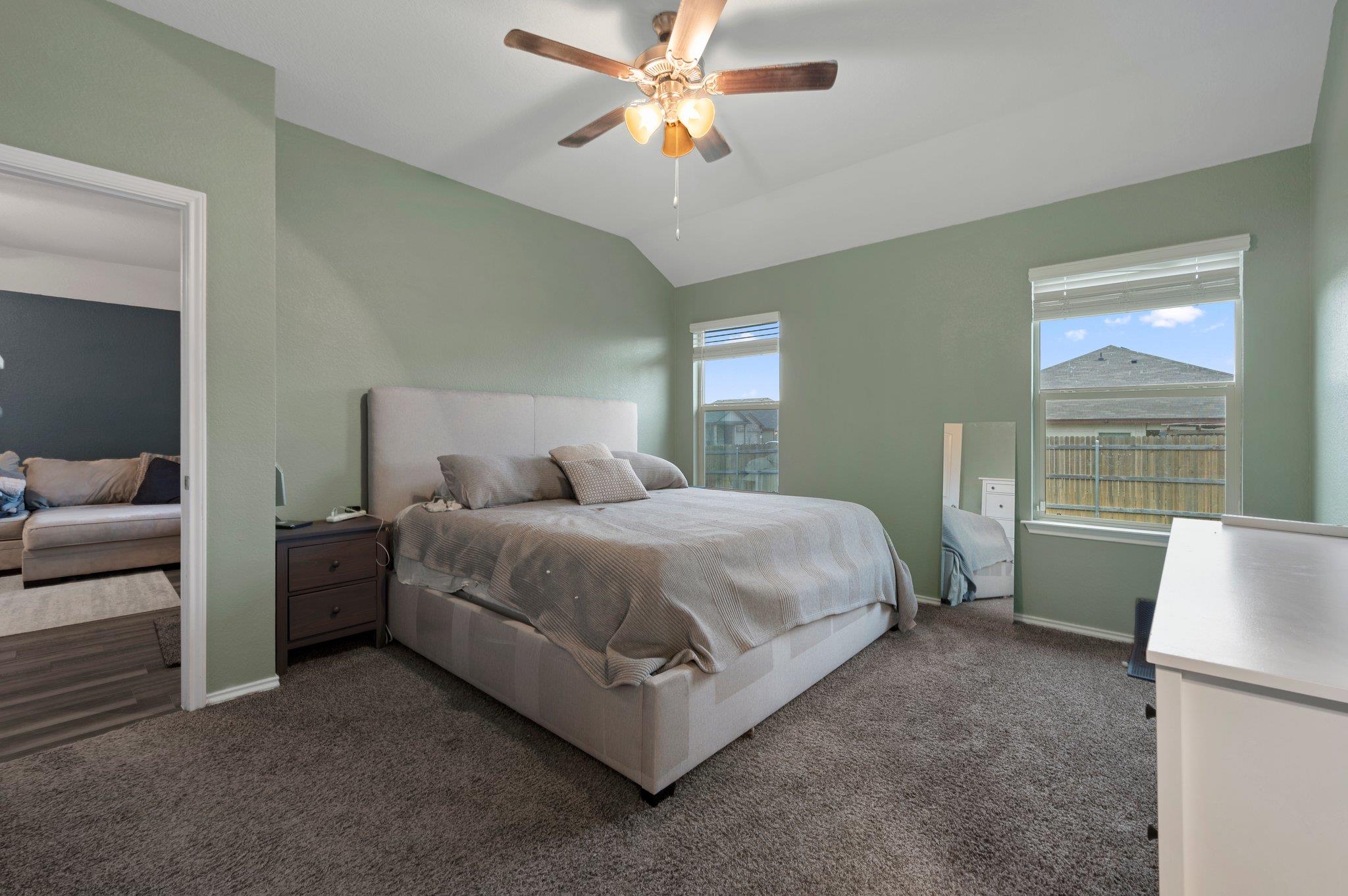 101 Gunther Way, Taylor, TX 76574