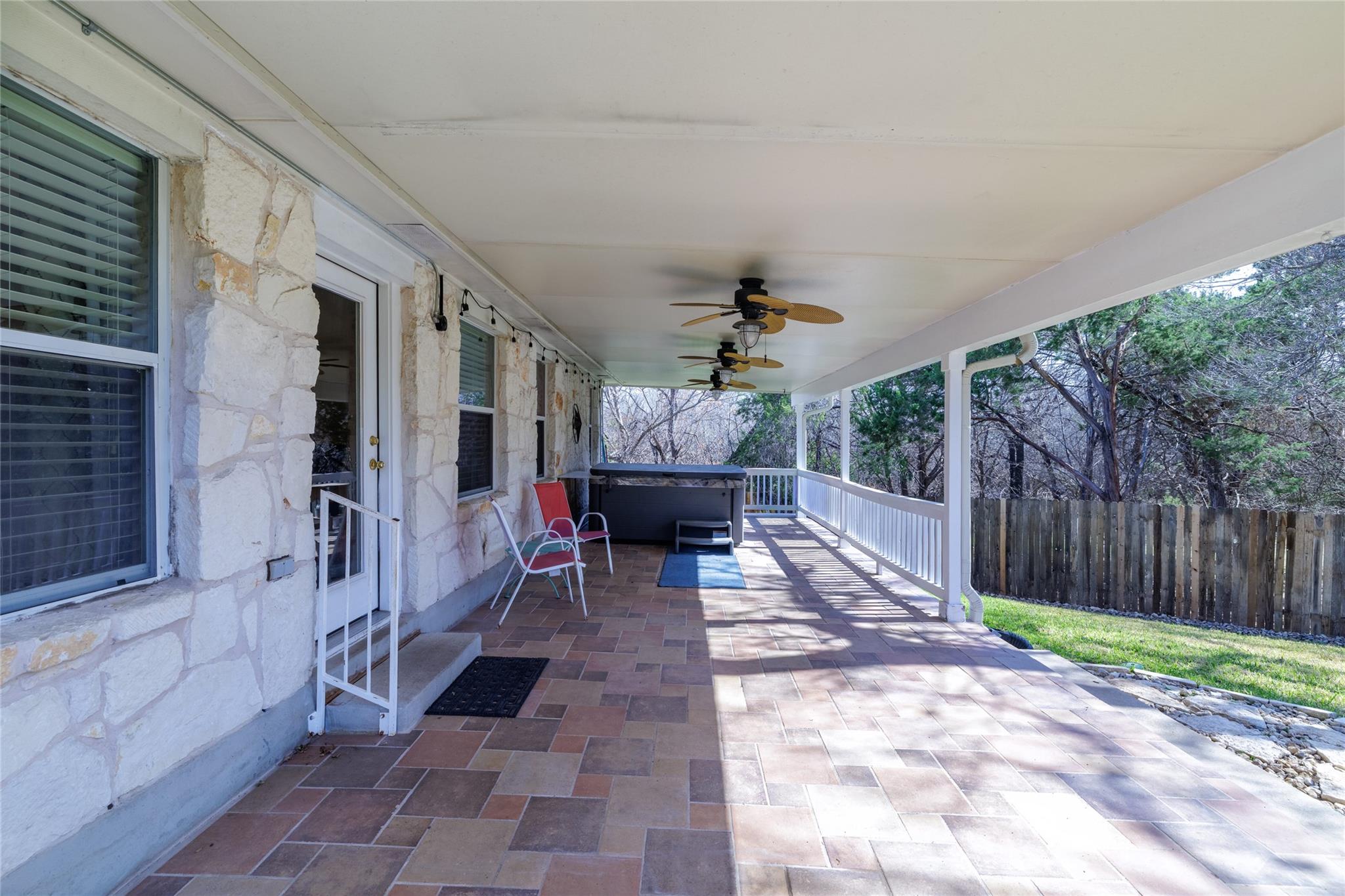 3301 Spumanti Ln, Leander, TX 78641