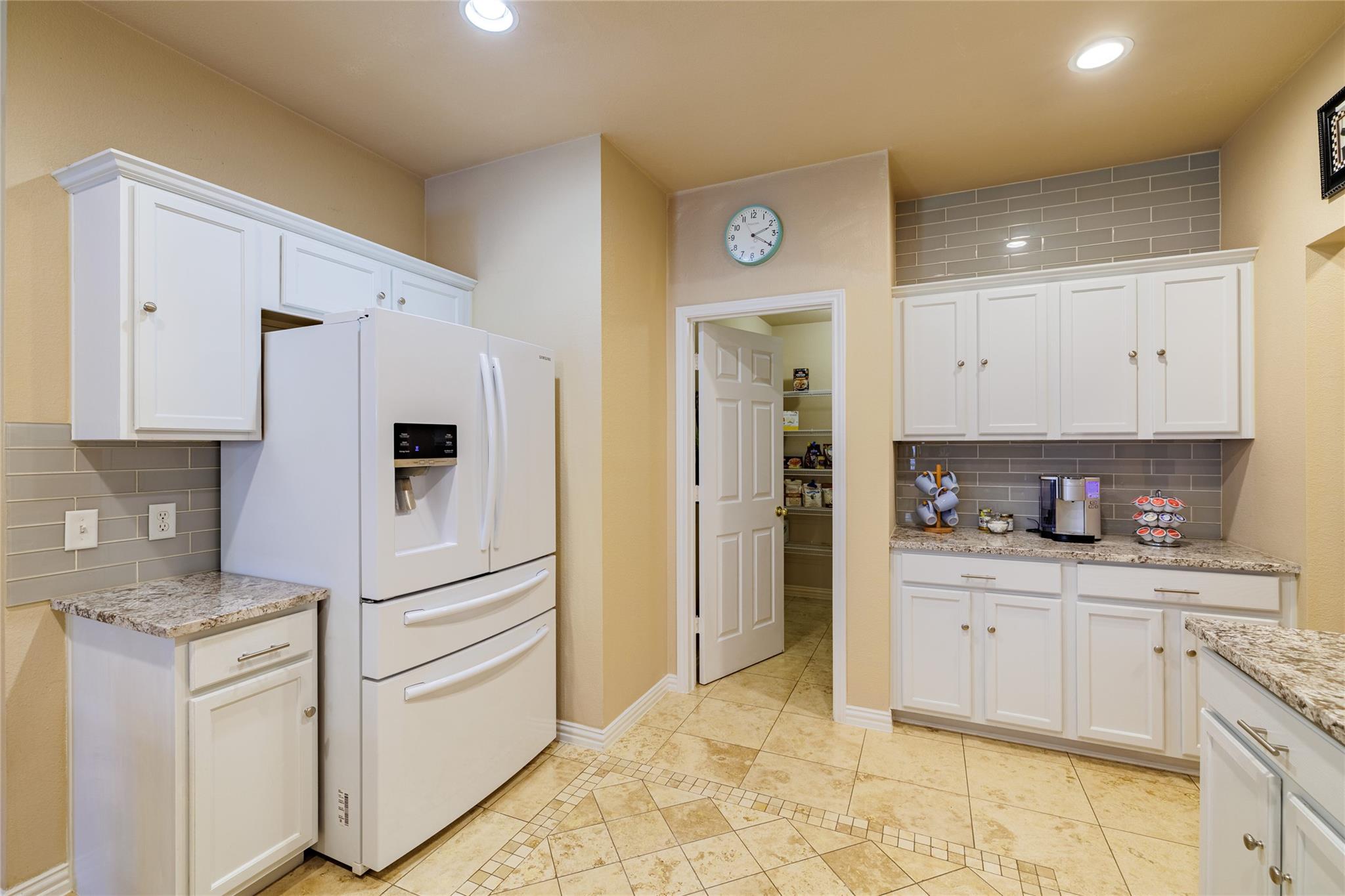 3301 Spumanti Ln, Leander, TX 78641