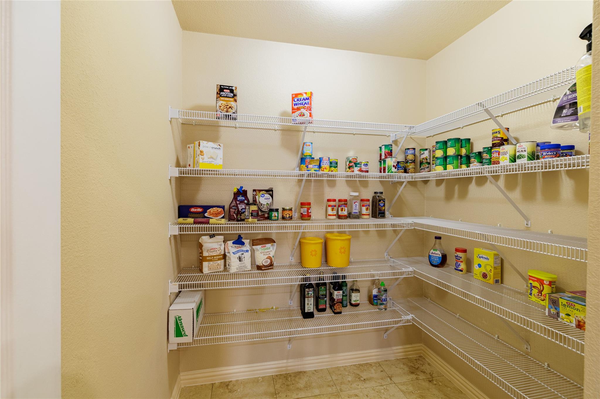 3301 Spumanti Ln, Leander, TX 78641