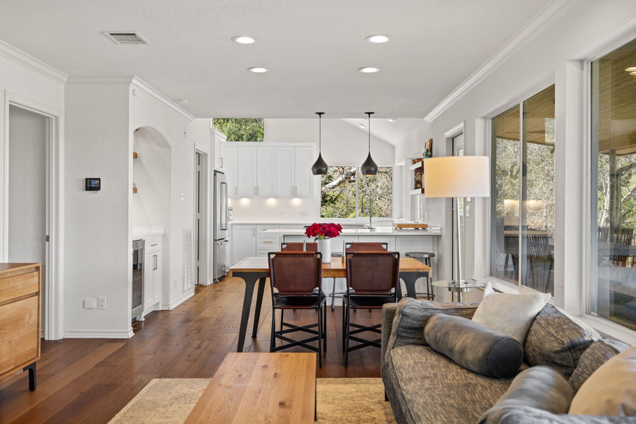 1517 Wild Cat Holw, West Lake Hills, TX 78746