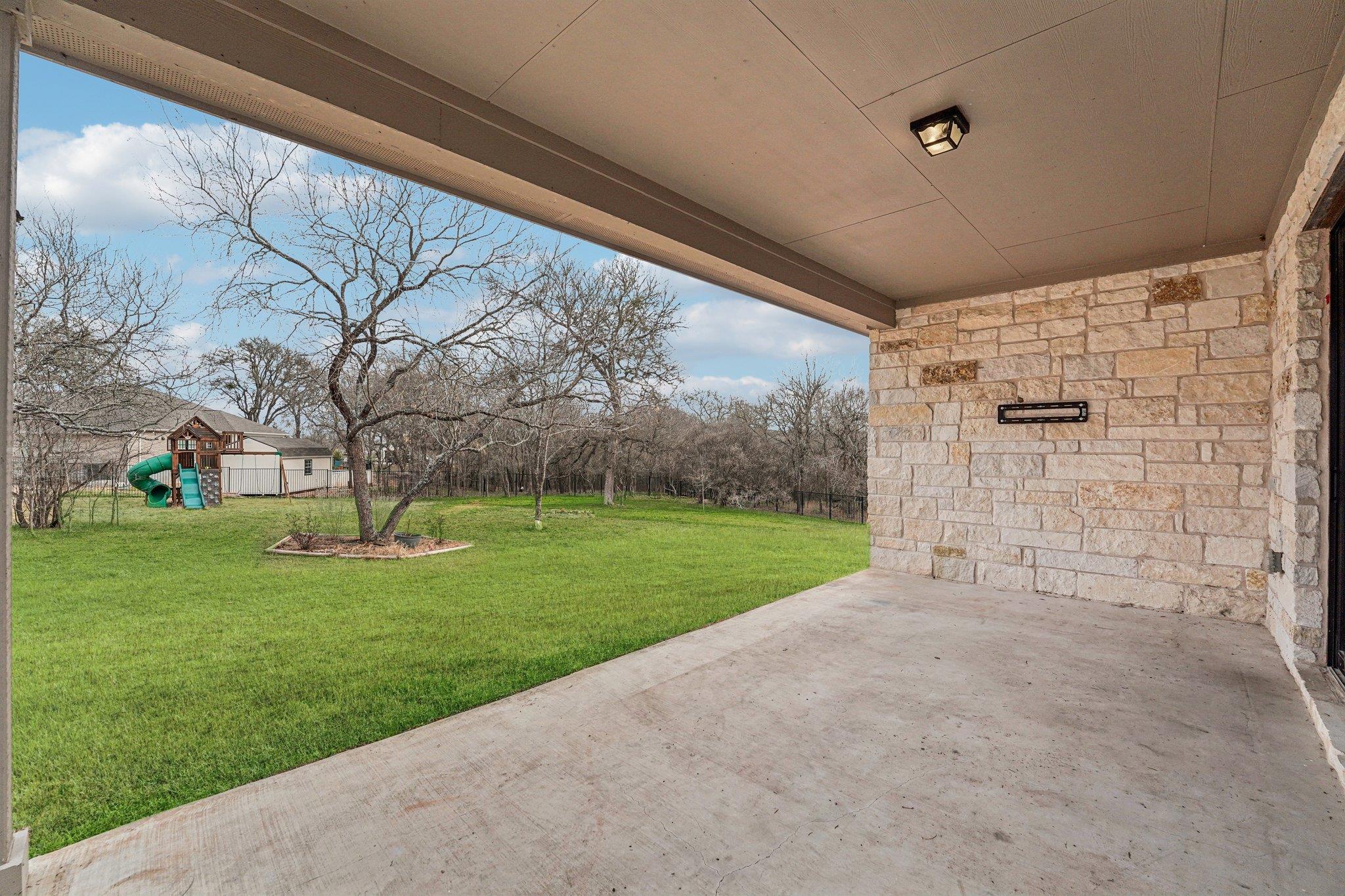 180 Pecos St, Cedar Creek, TX 78612