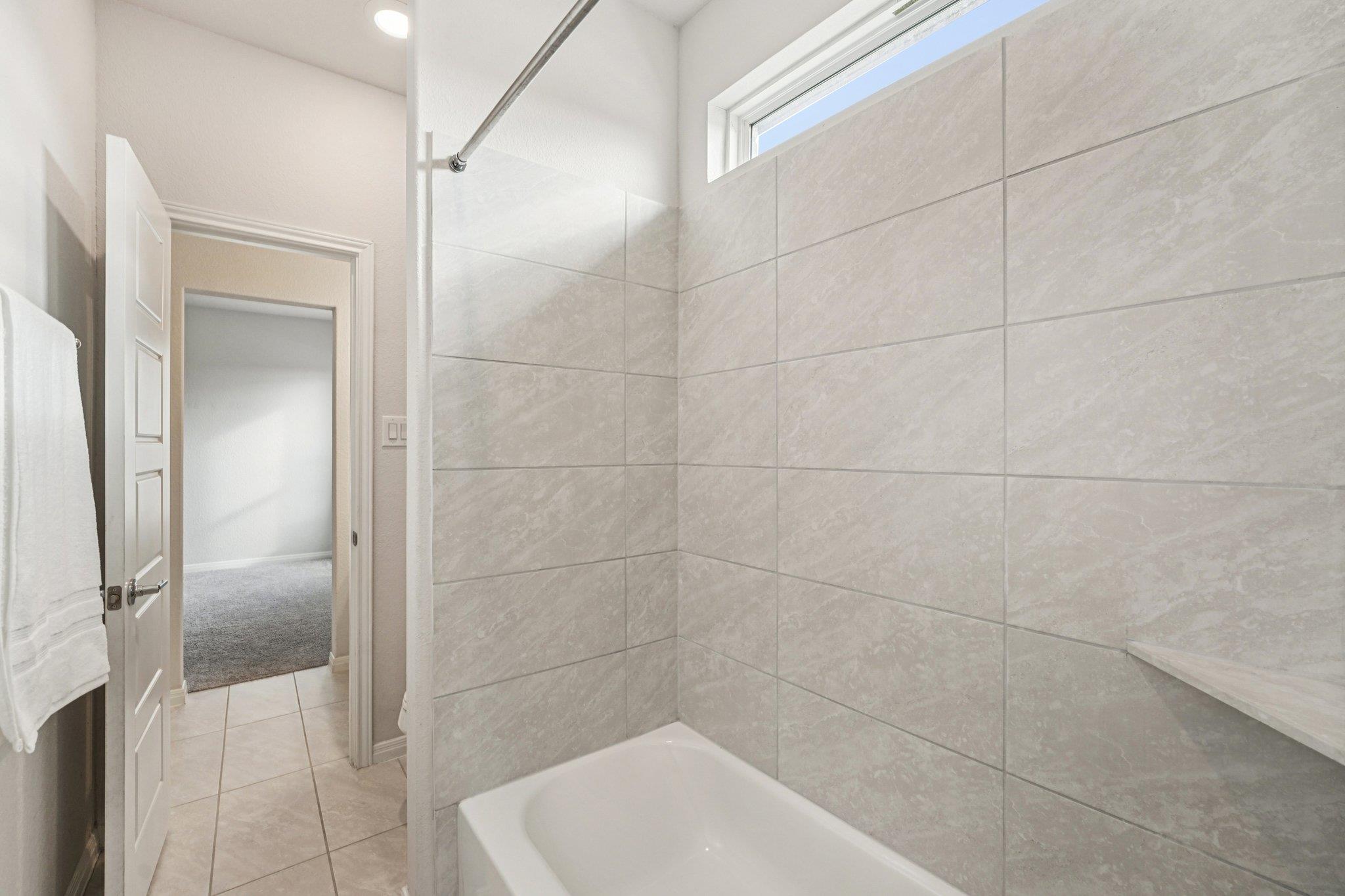 180 Pecos St, Cedar Creek, TX 78612