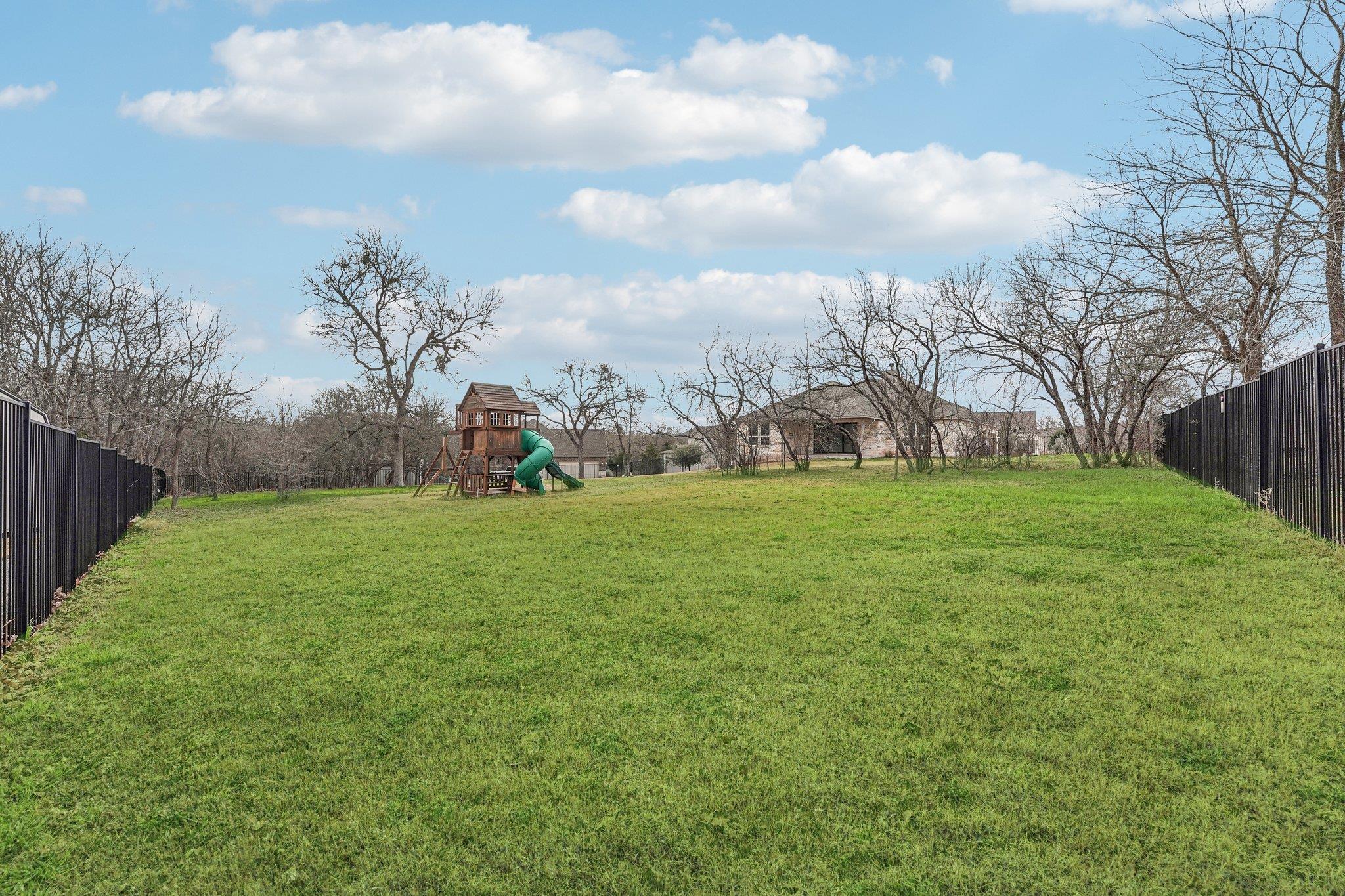 180 Pecos St, Cedar Creek, TX 78612