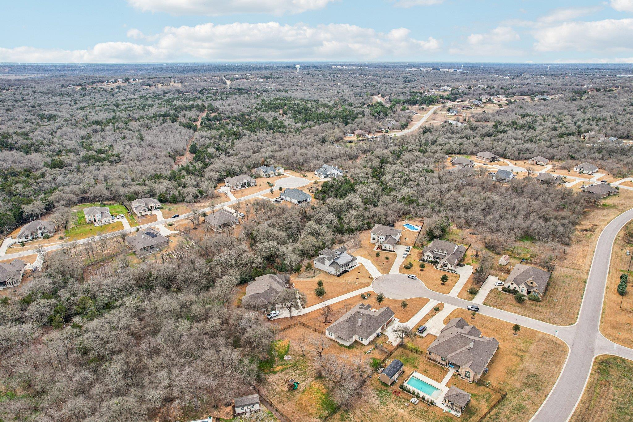 180 Pecos St, Cedar Creek, TX 78612