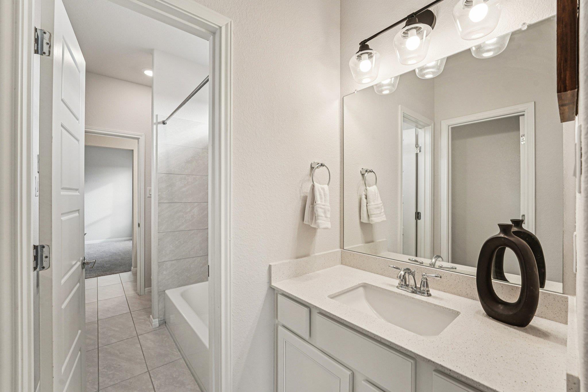 180 Pecos St, Cedar Creek, TX 78612