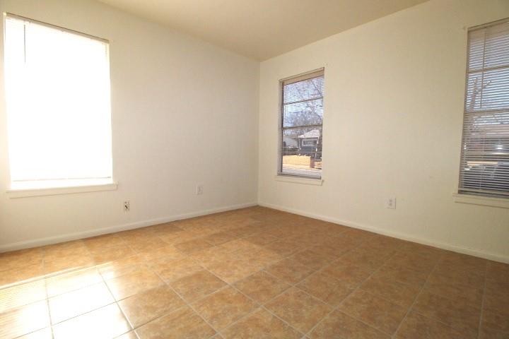 709 S 11th St, Copperas Cove, TX 76522