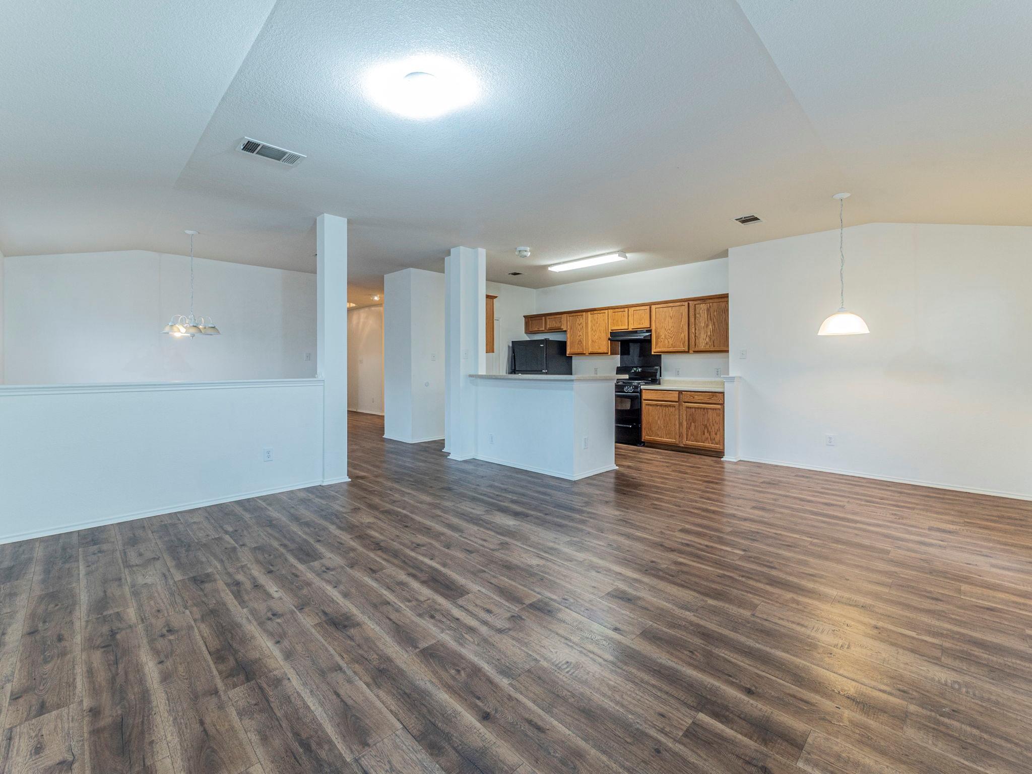 1119 Burgess Dr, Leander, TX 78641