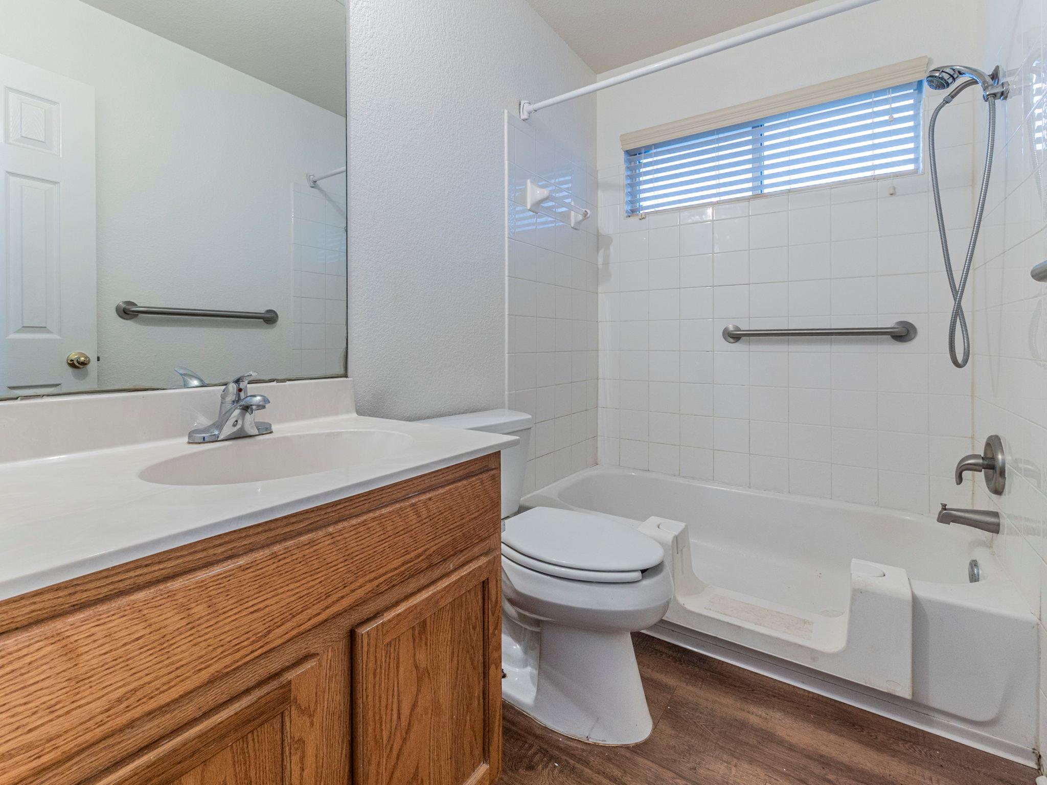 1119 Burgess Dr, Leander, TX 78641