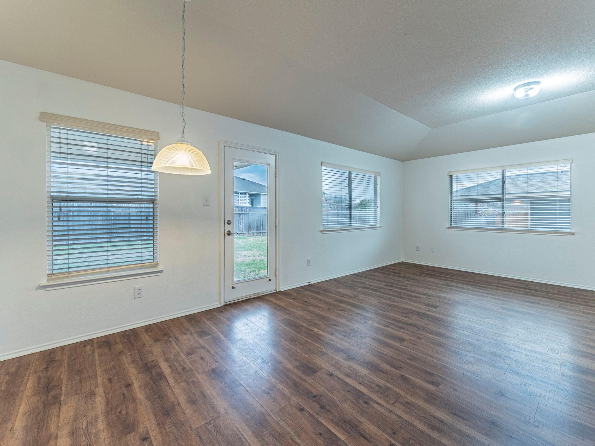 1119 Burgess Dr, Leander, TX 78641