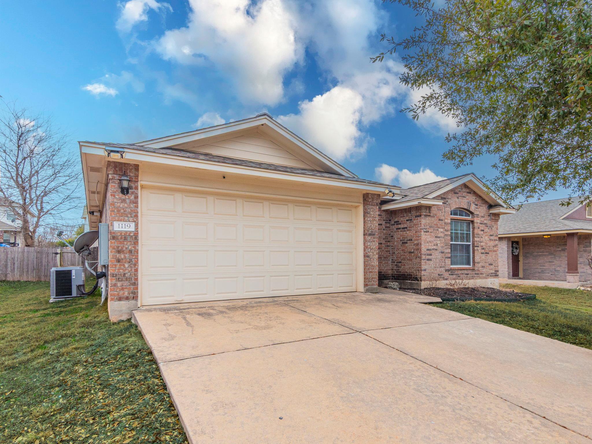 1119 Burgess Dr, Leander, TX 78641