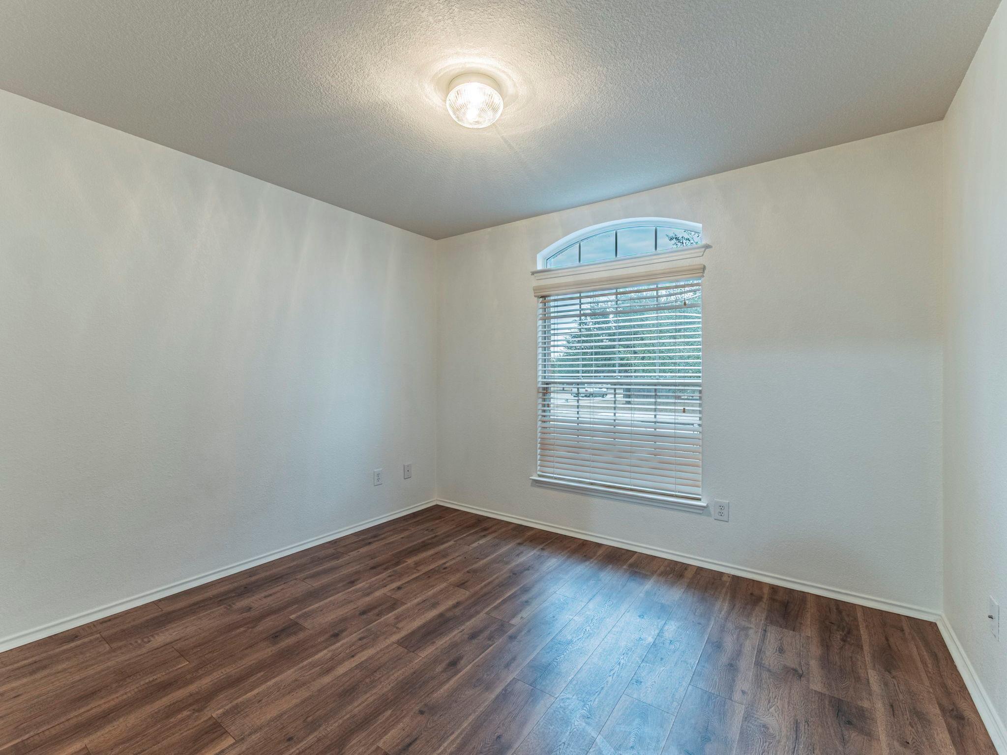 1119 Burgess Dr, Leander, TX 78641