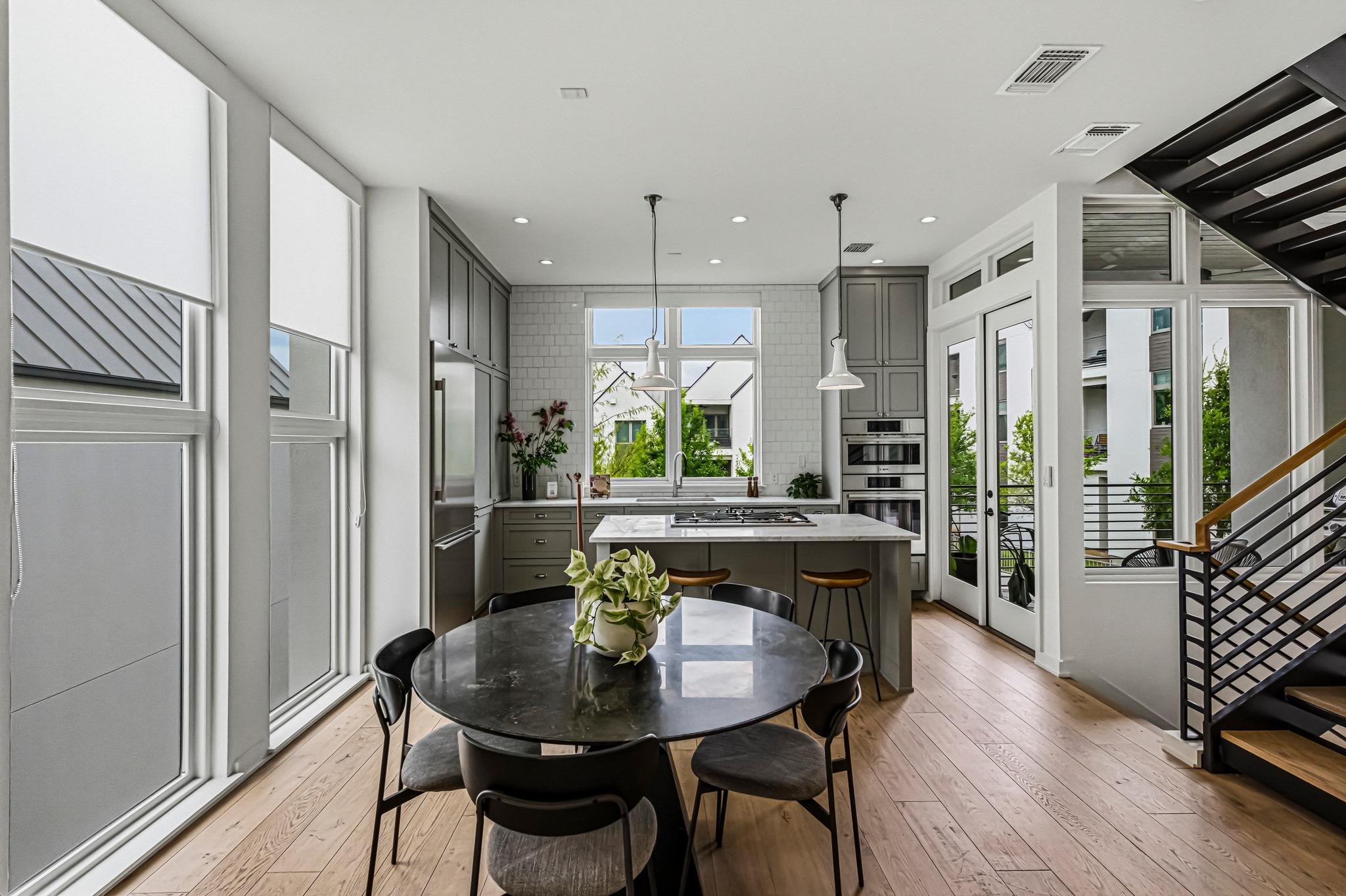 2512 Watkins Way, Austin, TX 78746